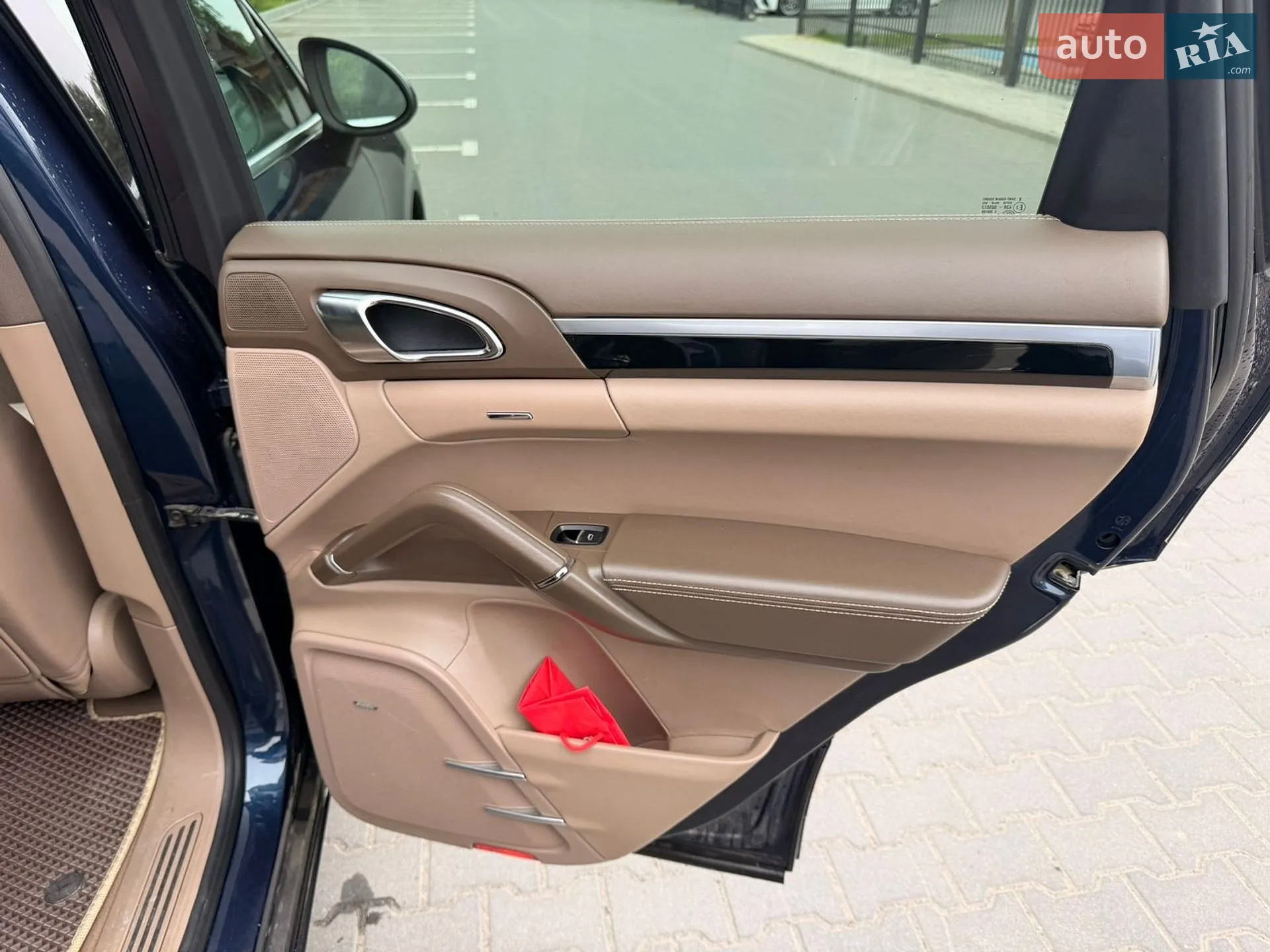 2010 Porsche Cayenne - мініатюра 47