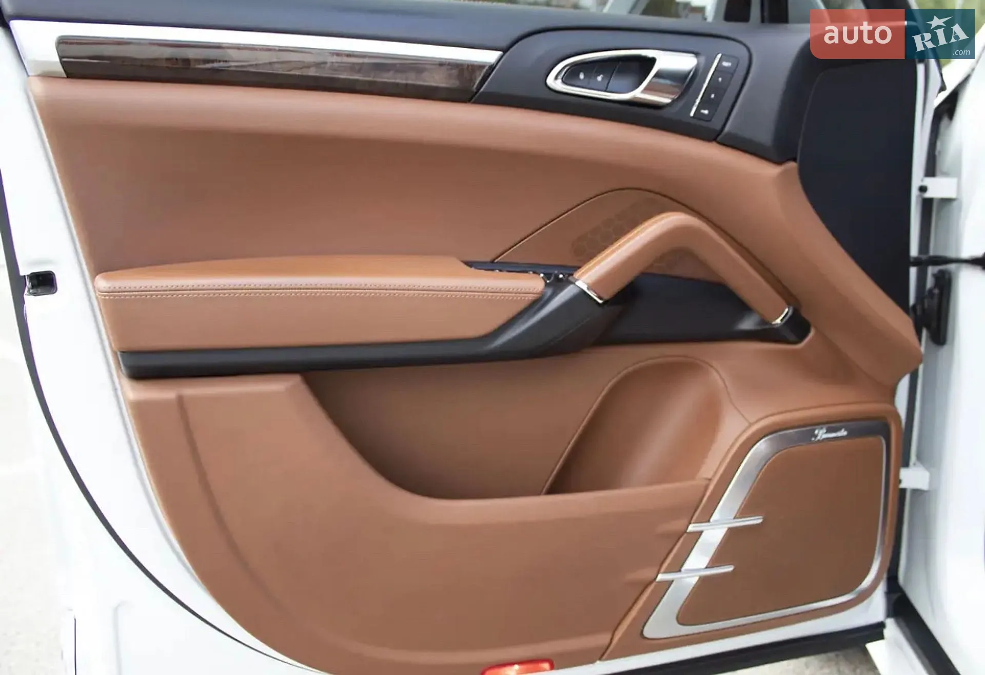 2015 Porsche Cayenne - мініатюра 24