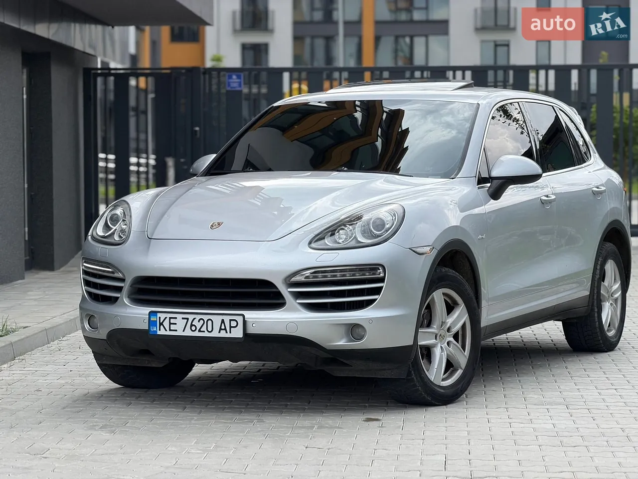 2012 Porsche Cayenne - мініатюра 49
