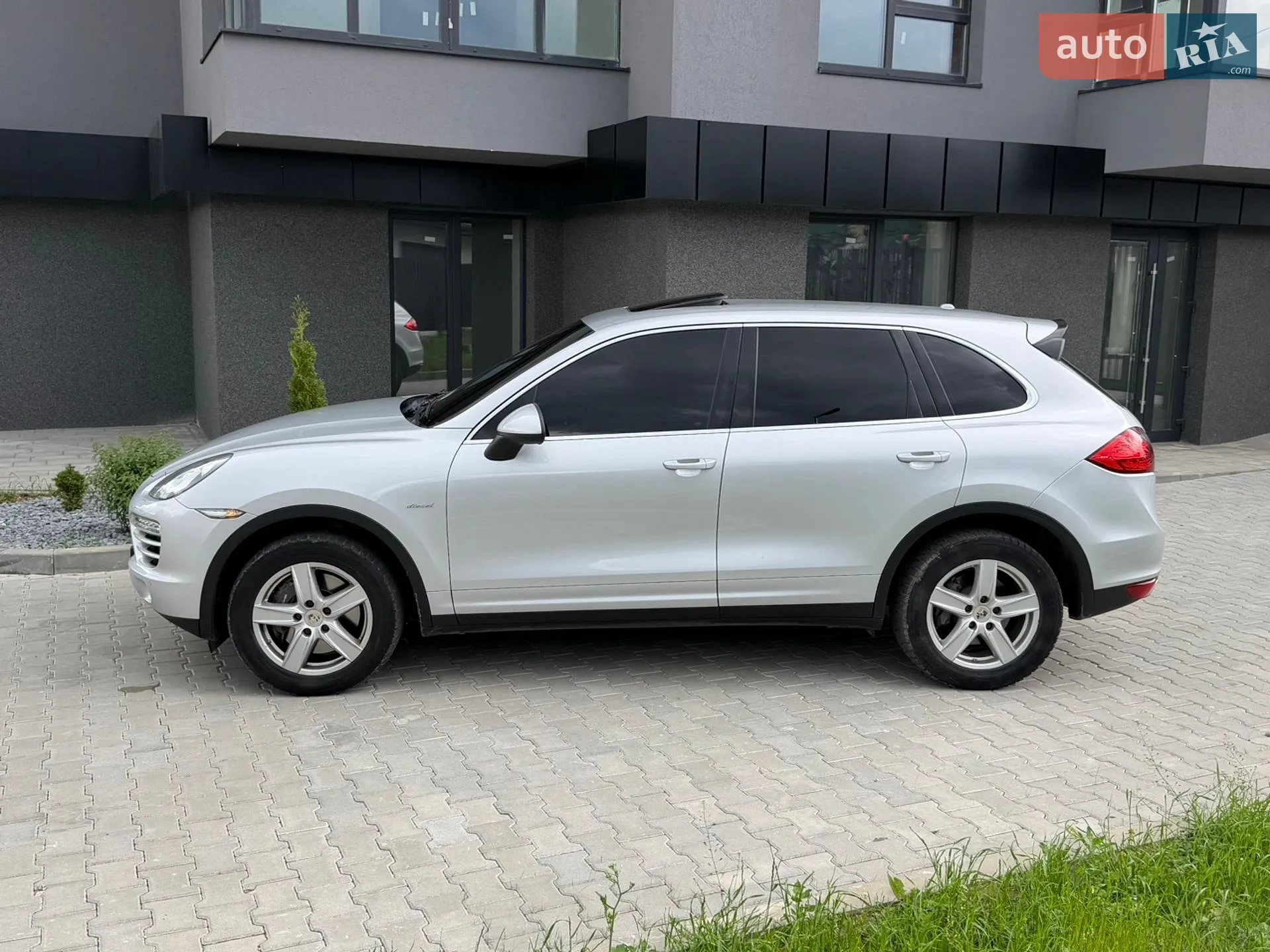 2012 Porsche Cayenne - мініатюра 15