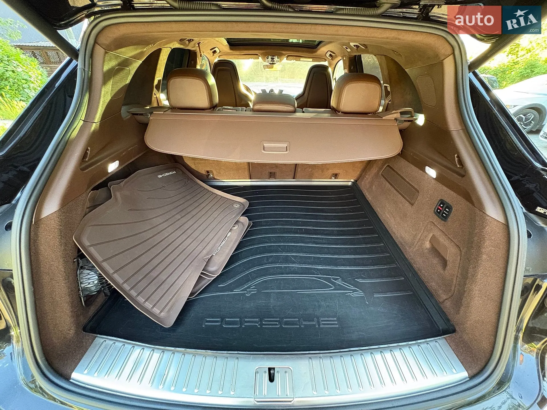 2018 Porsche Cayenne - мініатюра 14
