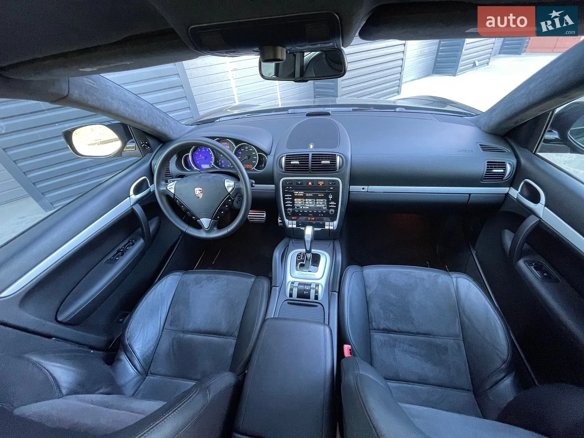 2010 Porsche Cayenne - мініатюра 39