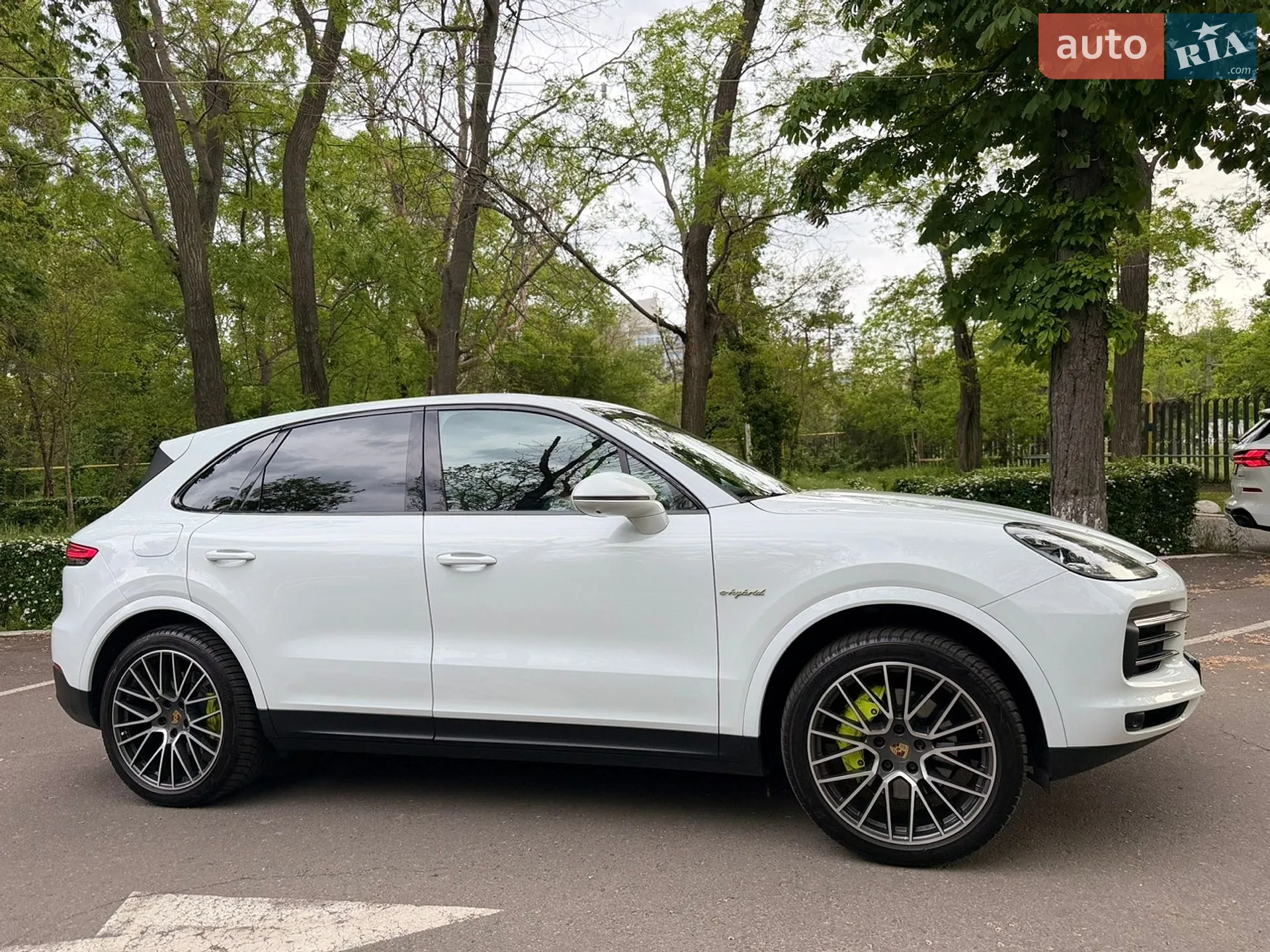 2020 Porsche Cayenne - мініатюра 4