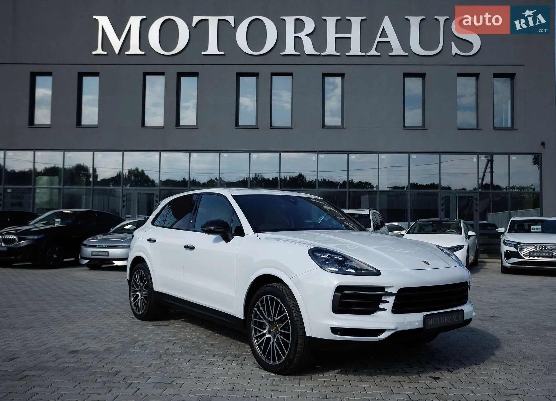 2022 Porsche Cayenne - фото 1