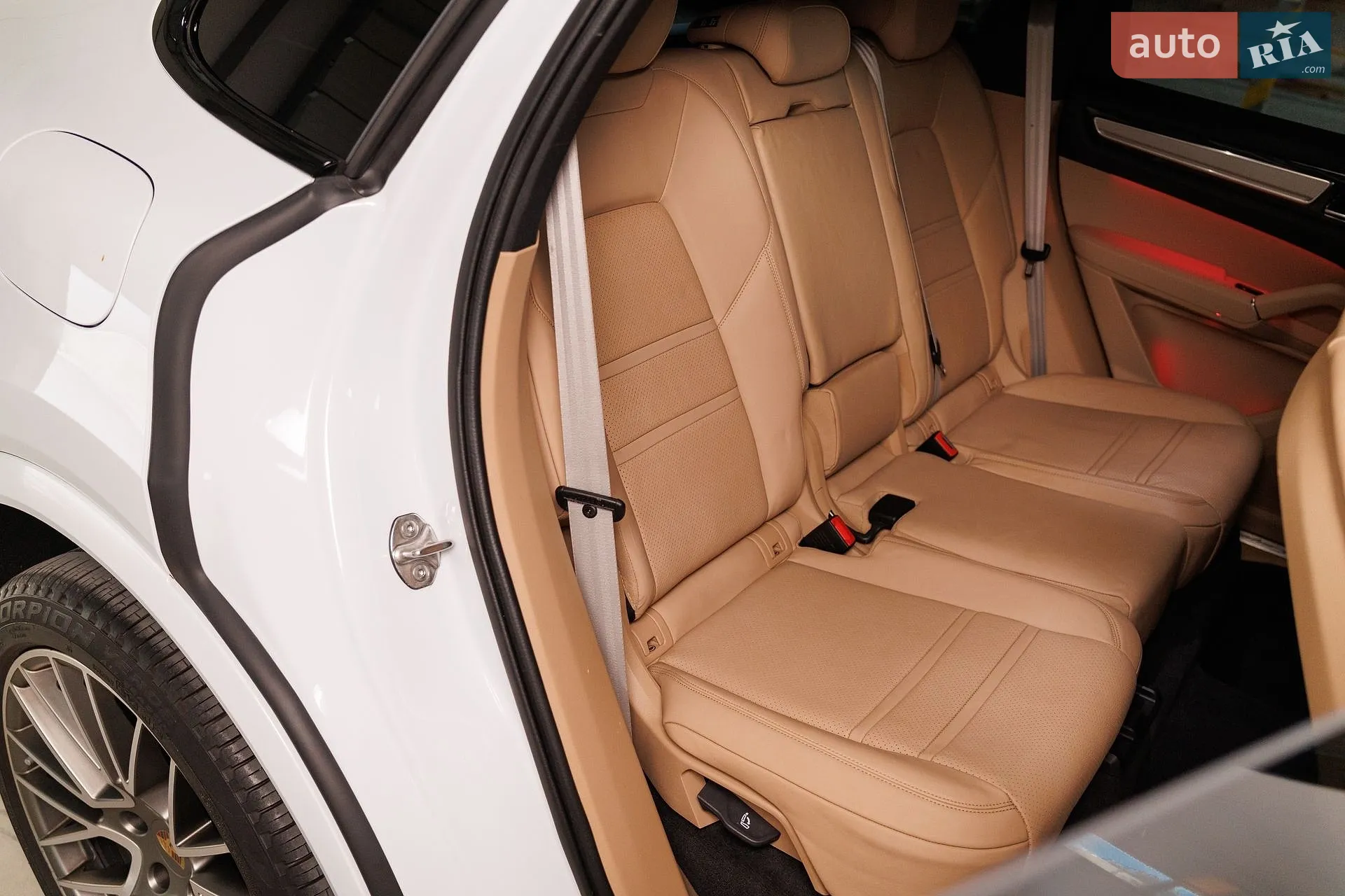 2022 Porsche Cayenne - мініатюра 32