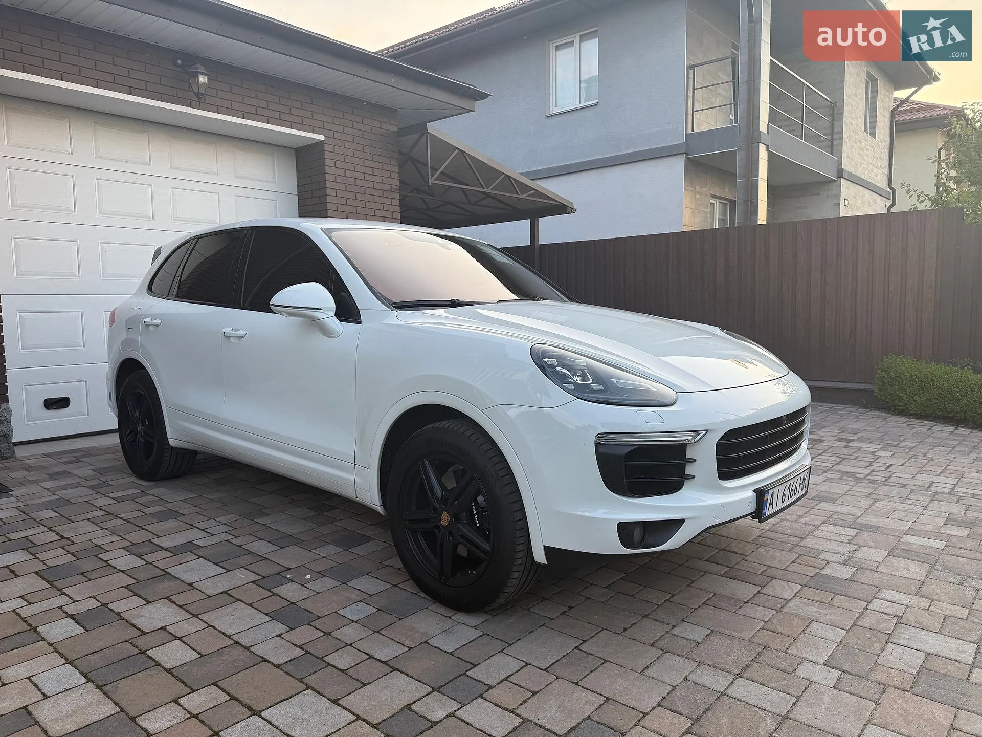 2016 Porsche Cayenne - мініатюра 107