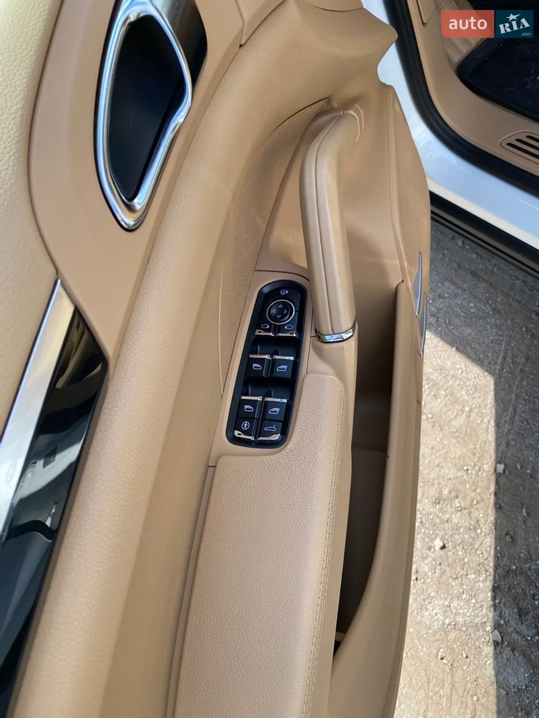 2012 Porsche Cayenne - мініатюра 19