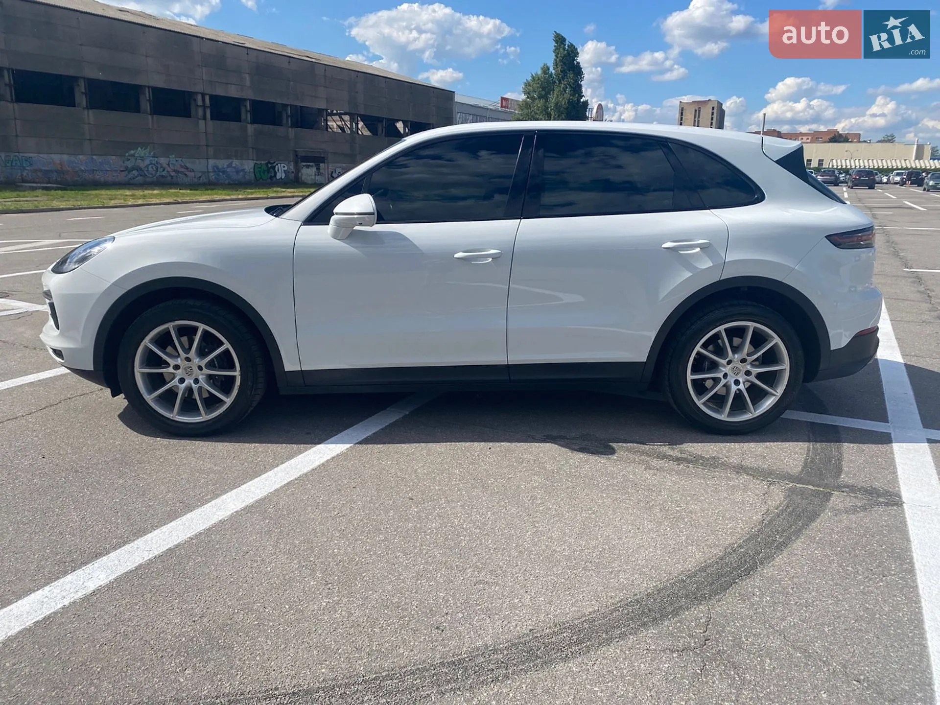 2019 Porsche Cayenne - мініатюра 8