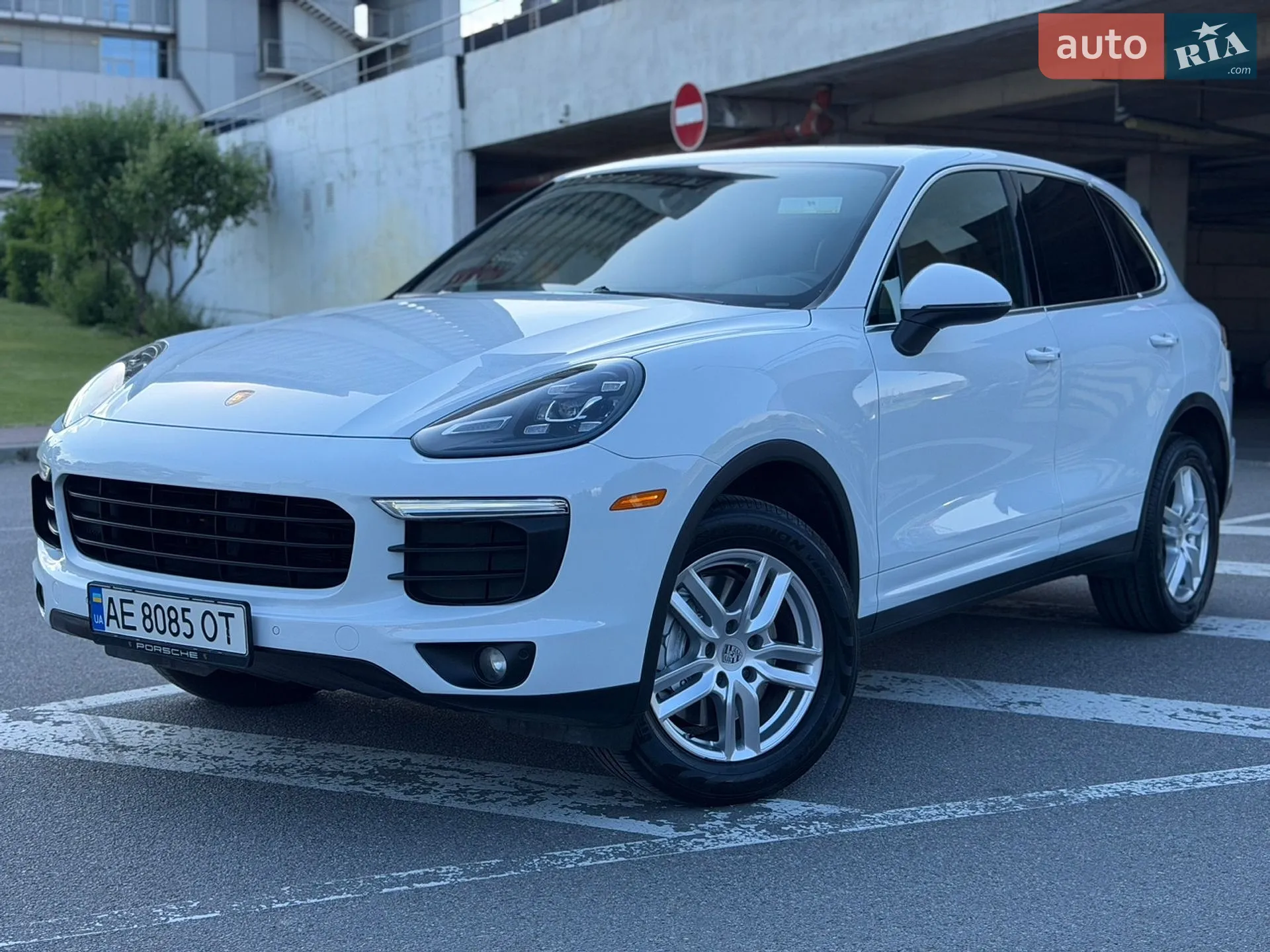 2016 Porsche Cayenne - мініатюра 6