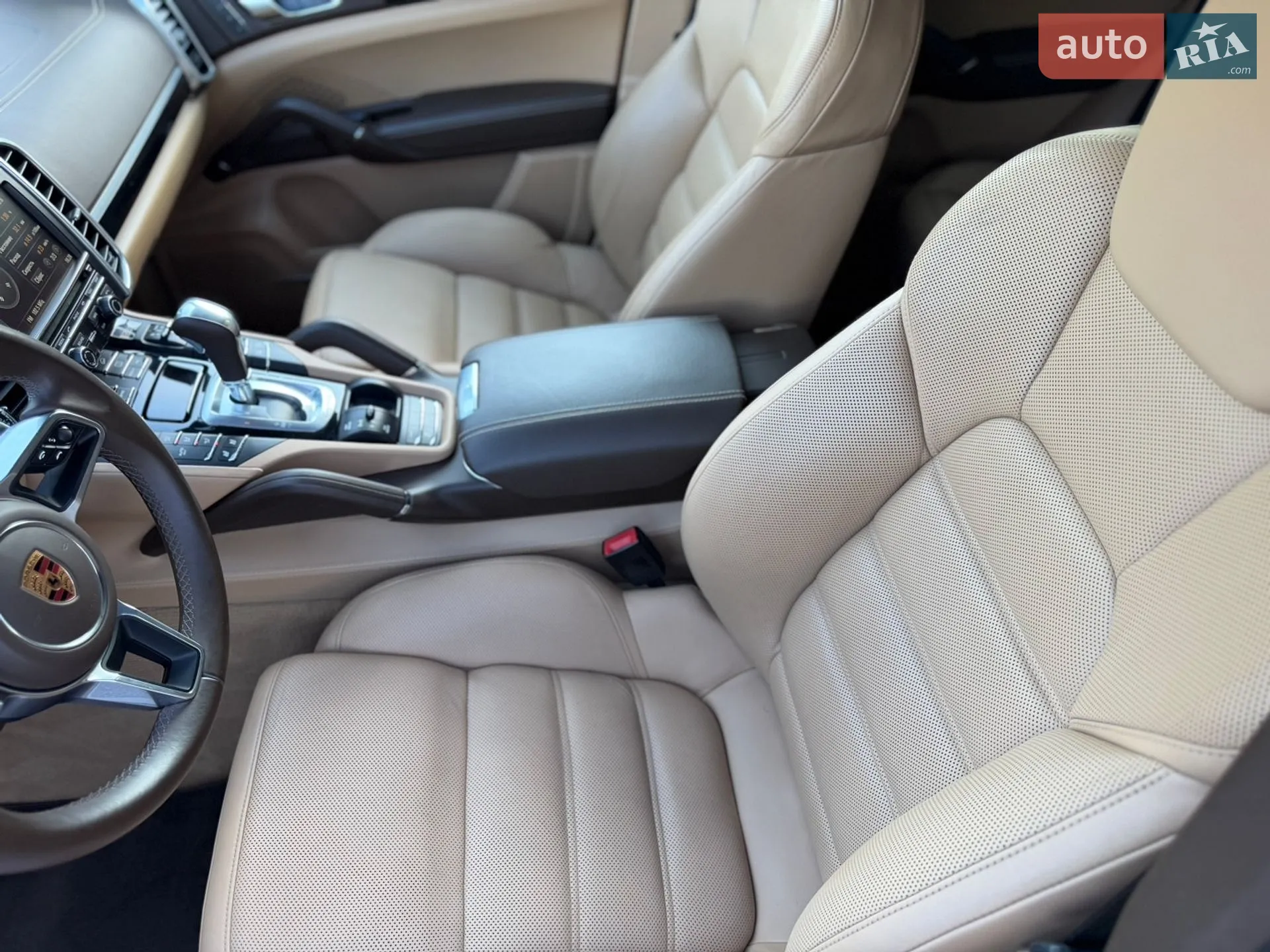 2016 Porsche Cayenne - мініатюра 24
