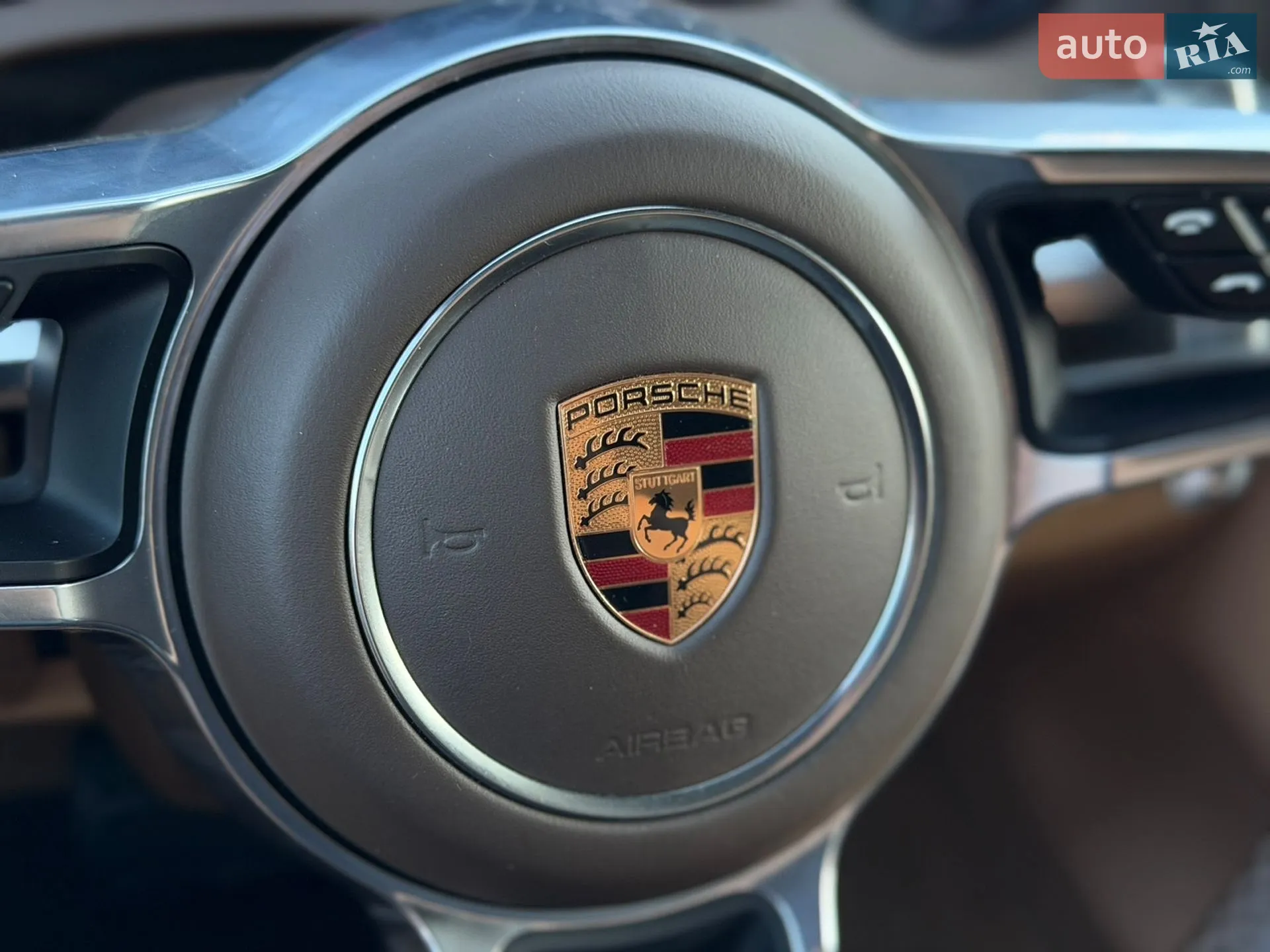 2016 Porsche Cayenne - мініатюра 32