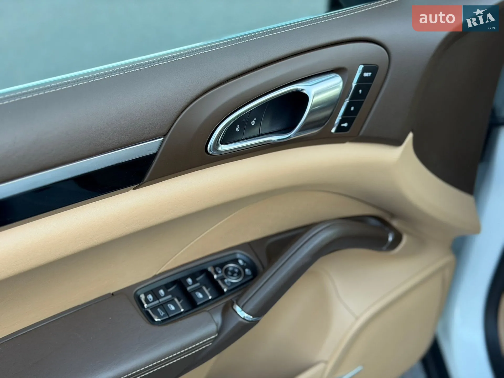 2016 Porsche Cayenne - мініатюра 43