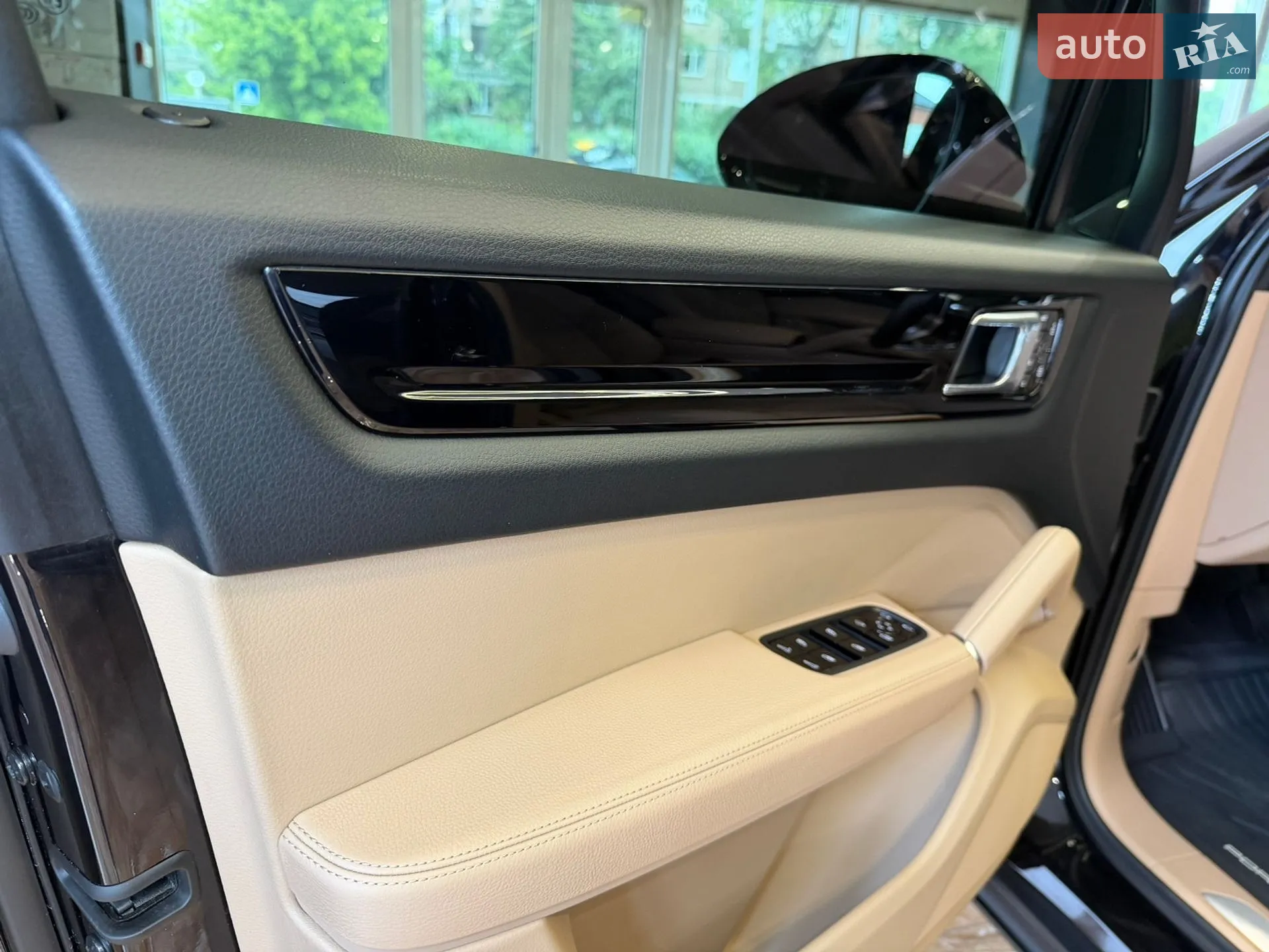 2019 Porsche Cayenne - мініатюра 17