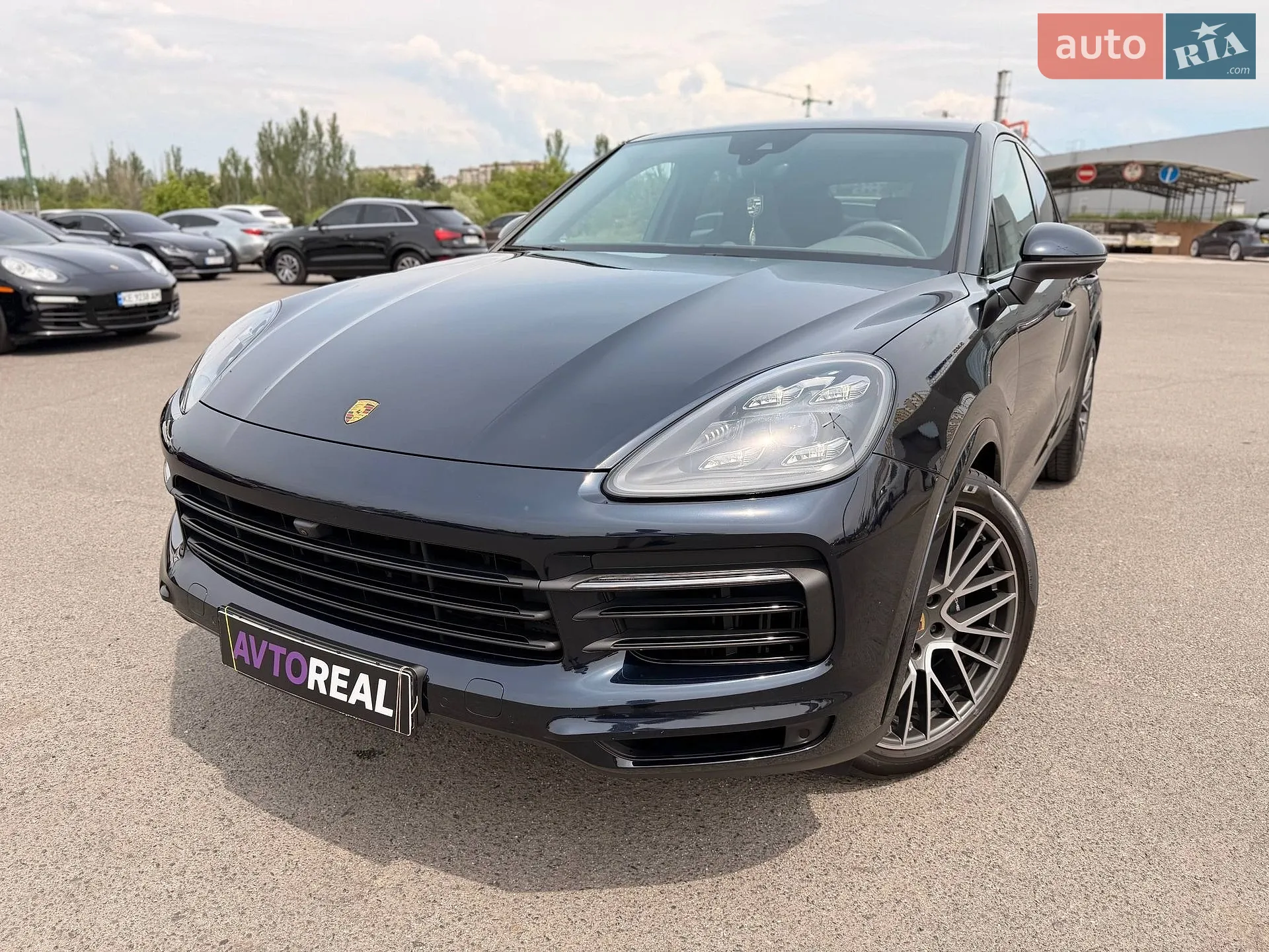 2021 Porsche Cayenne - мініатюра 12