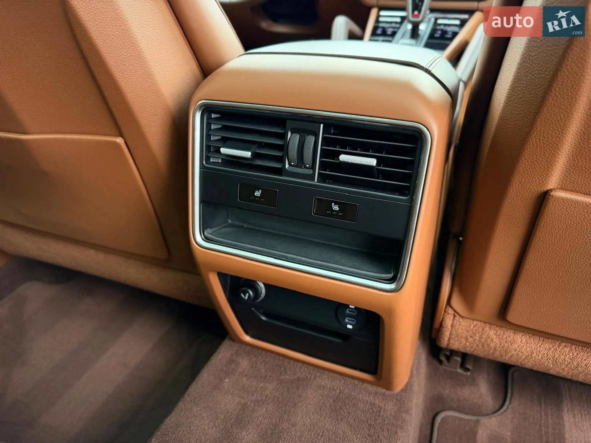 2019 Porsche Cayenne Coupe - мініатюра 83