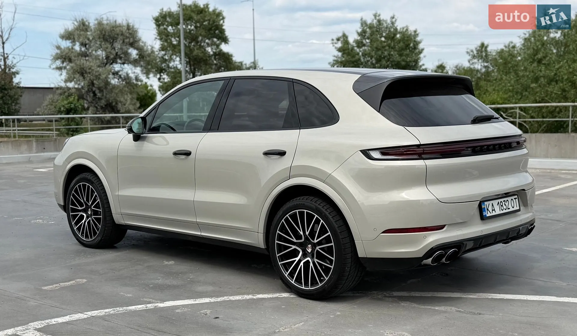 2023 Porsche Cayenne - мініатюра 8