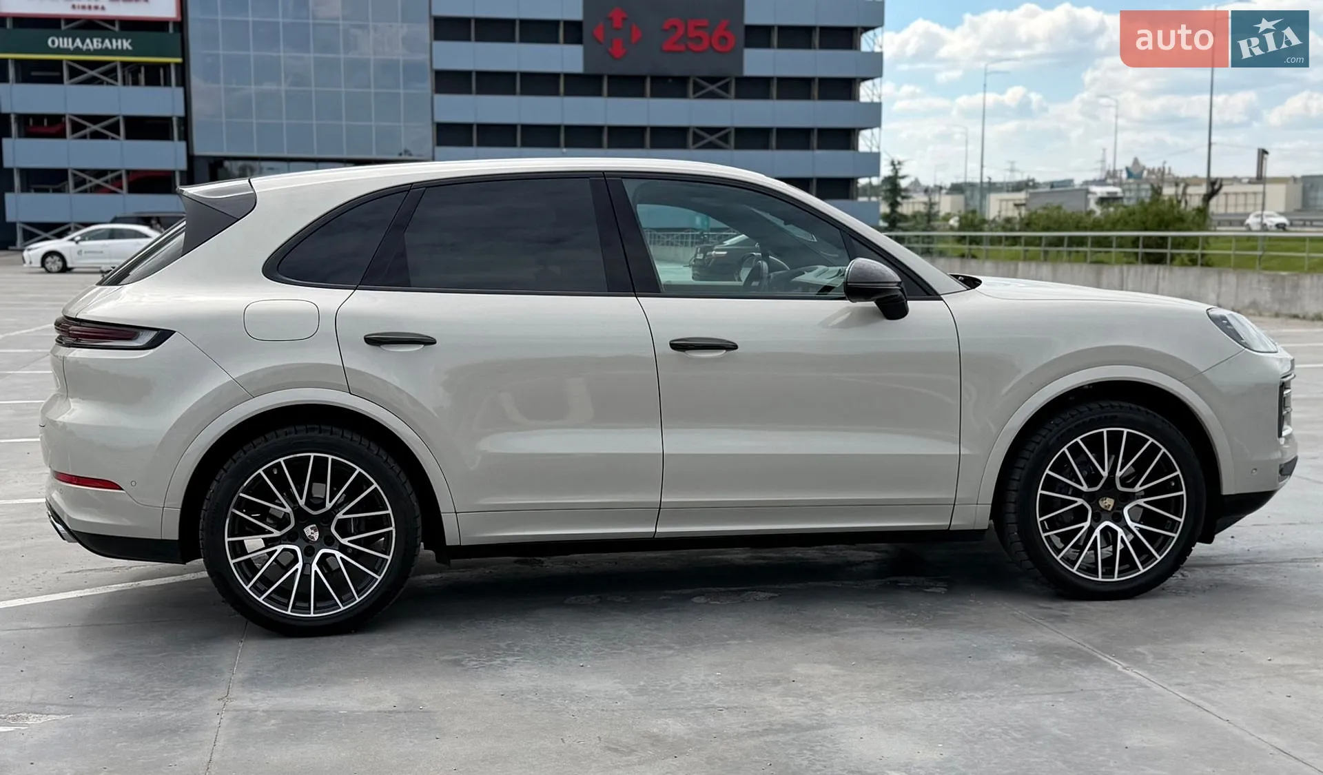 2023 Porsche Cayenne - мініатюра 14