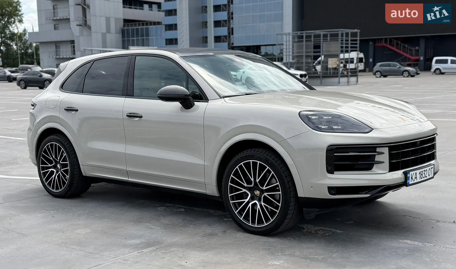 2023 Porsche Cayenne - мініатюра 16