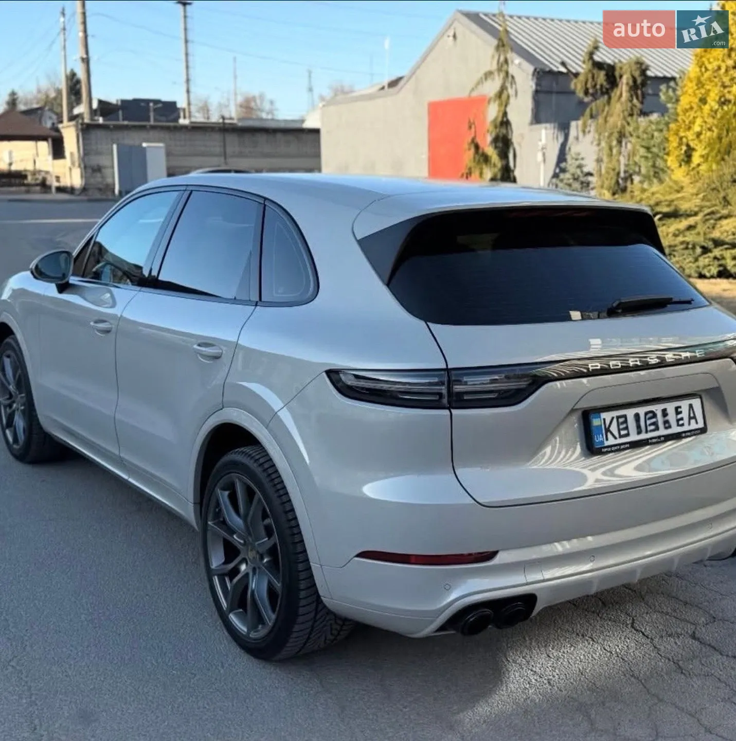 2020 Porsche Cayenne - мініатюра 4