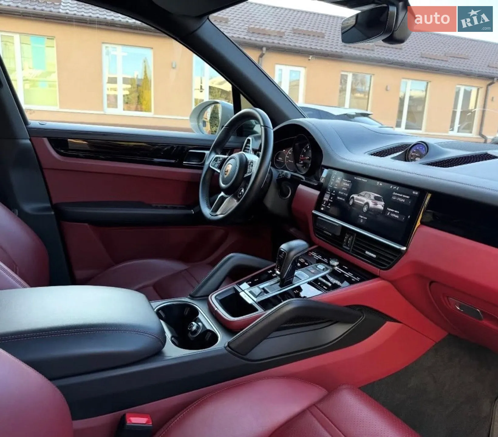 2020 Porsche Cayenne - мініатюра 7