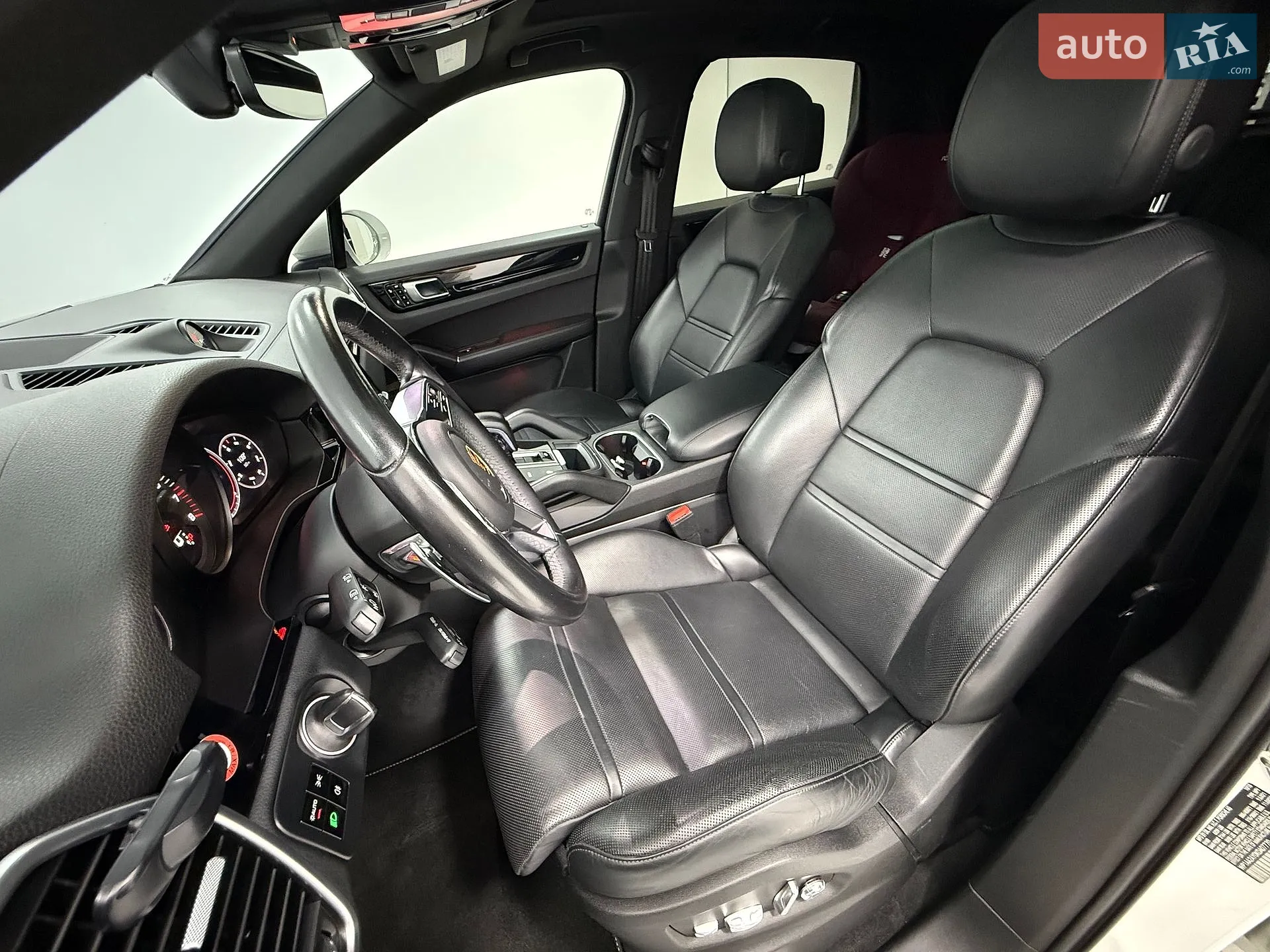 2019 Porsche Cayenne - мініатюра 30