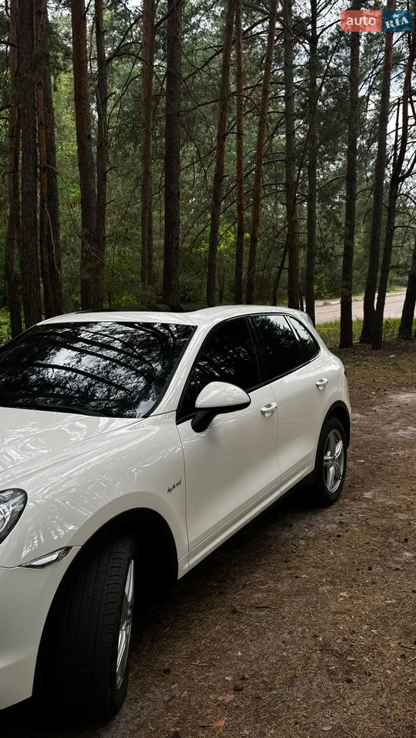 2010 Porsche Cayenne - мініатюра 5