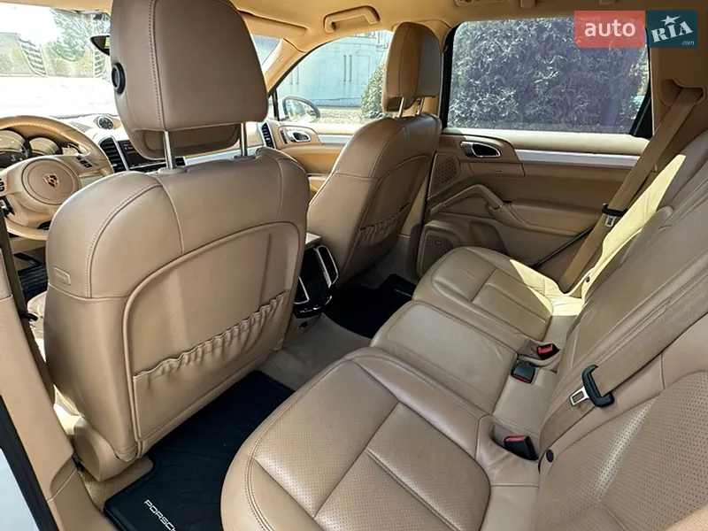 Porsche Cayenne 2012 VIN WP1ZZZ92ZDLA26724 фото оголошення 13 з 77