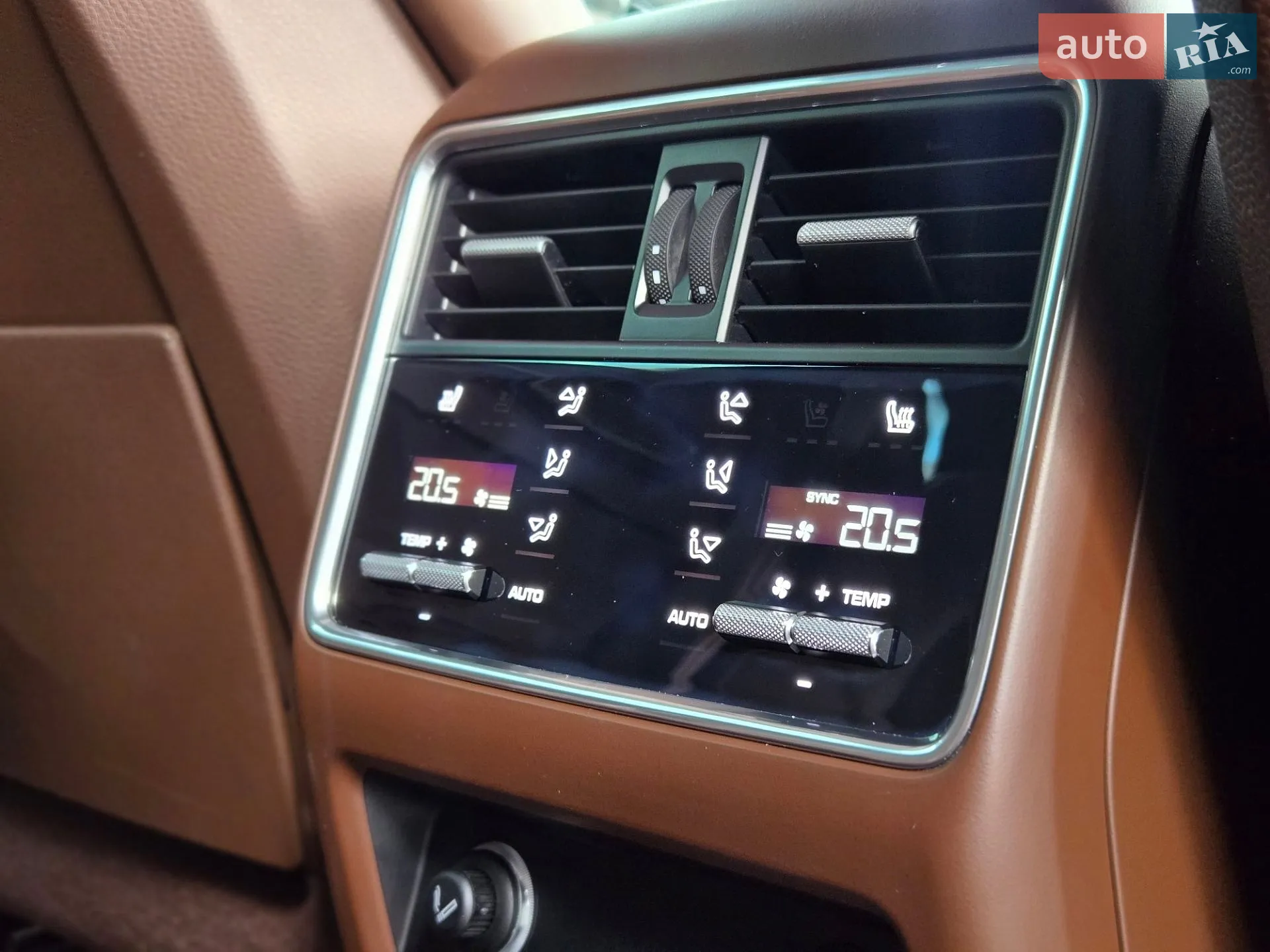 2019 Porsche Cayenne - мініатюра 49