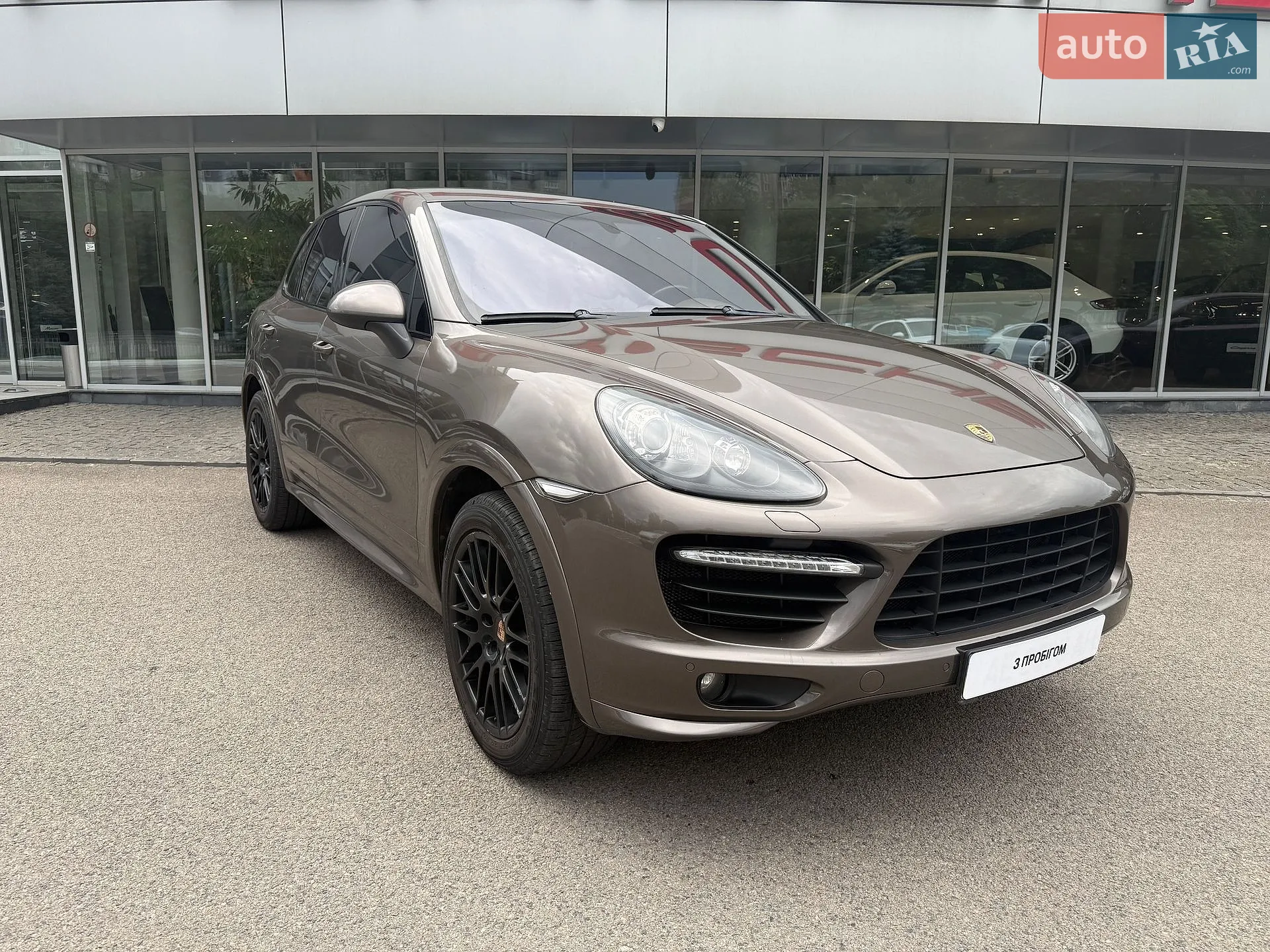 2013 Porsche Cayenne - мініатюра 3