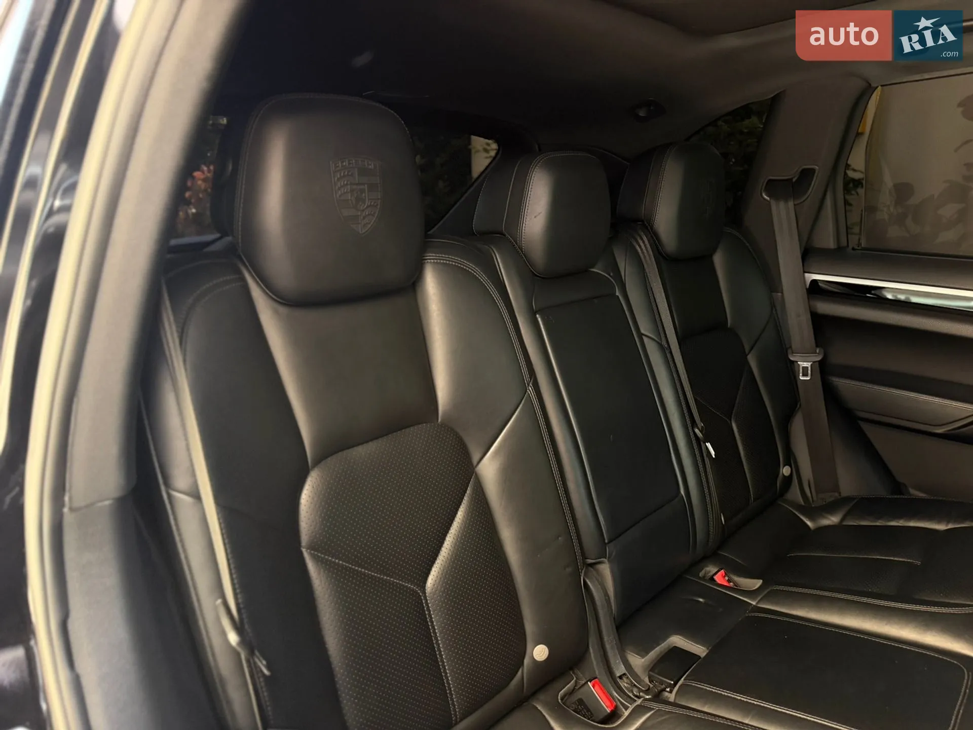 2015 Porsche Cayenne - мініатюра 36