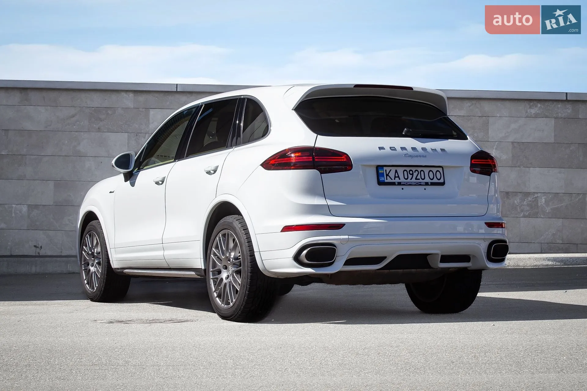 2015 Porsche Cayenne - мініатюра 5