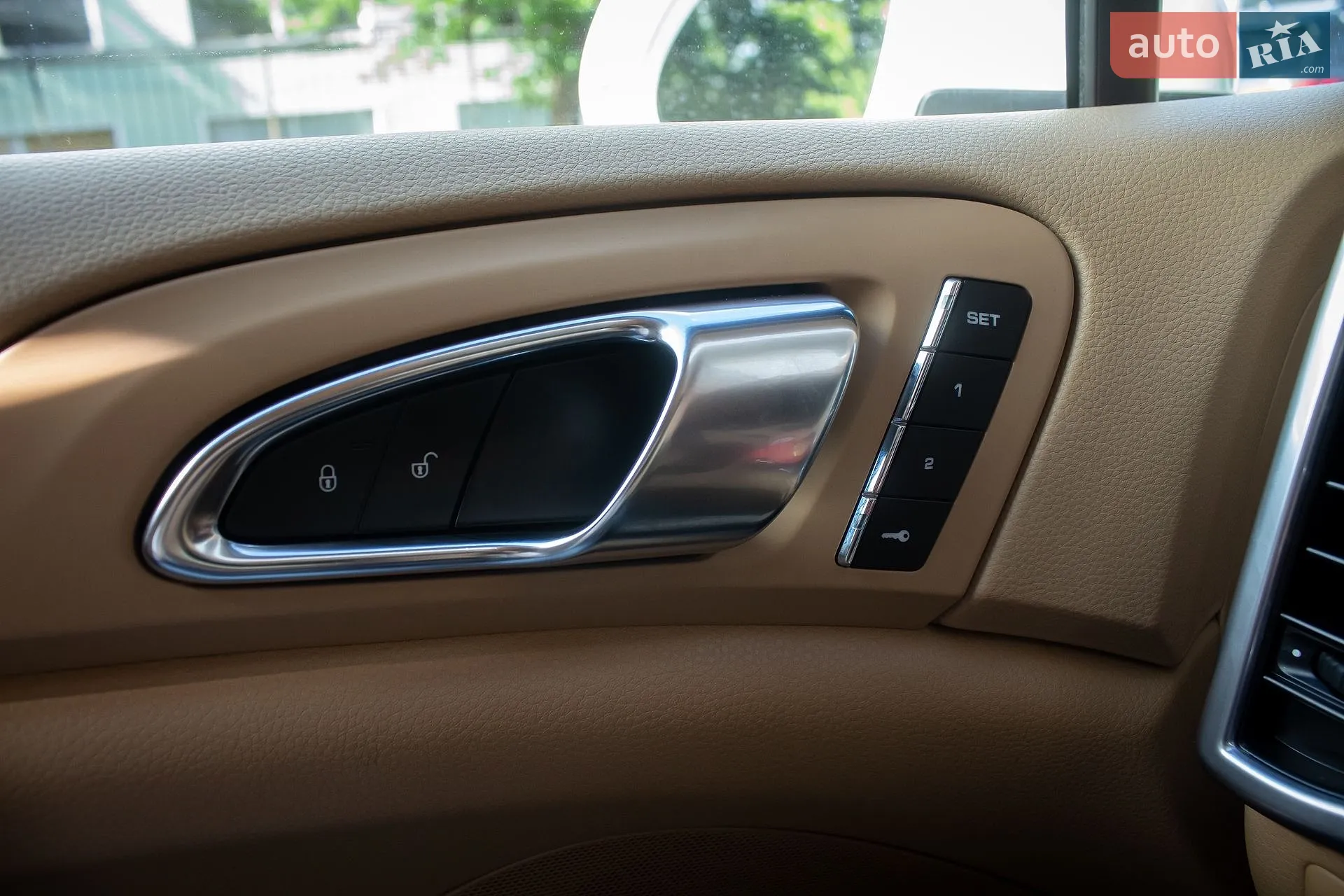2015 Porsche Cayenne - мініатюра 40