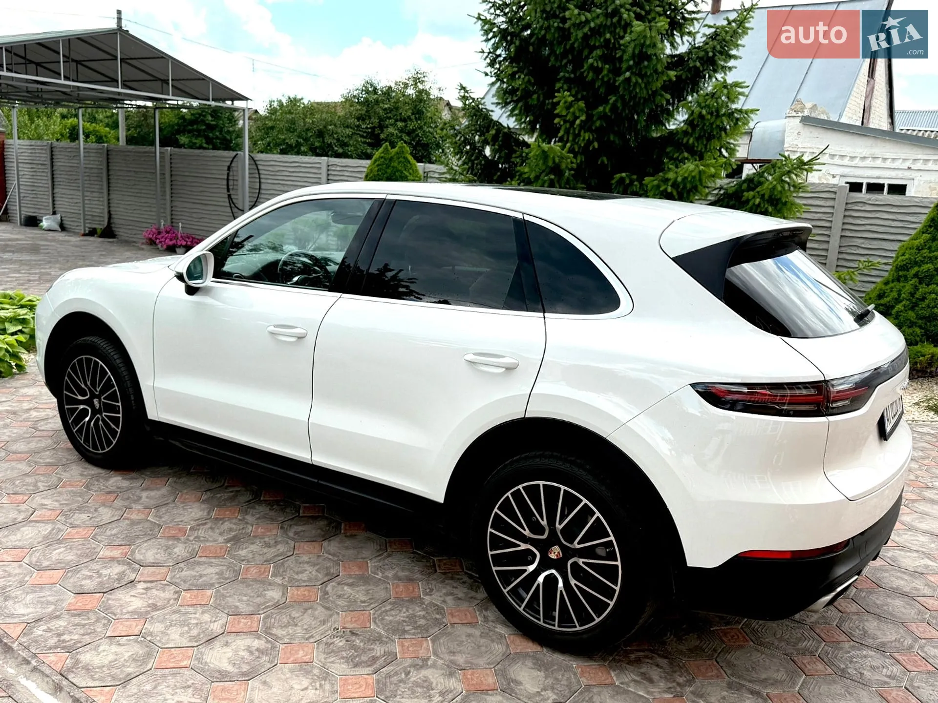 2020 Porsche Cayenne - мініатюра 6