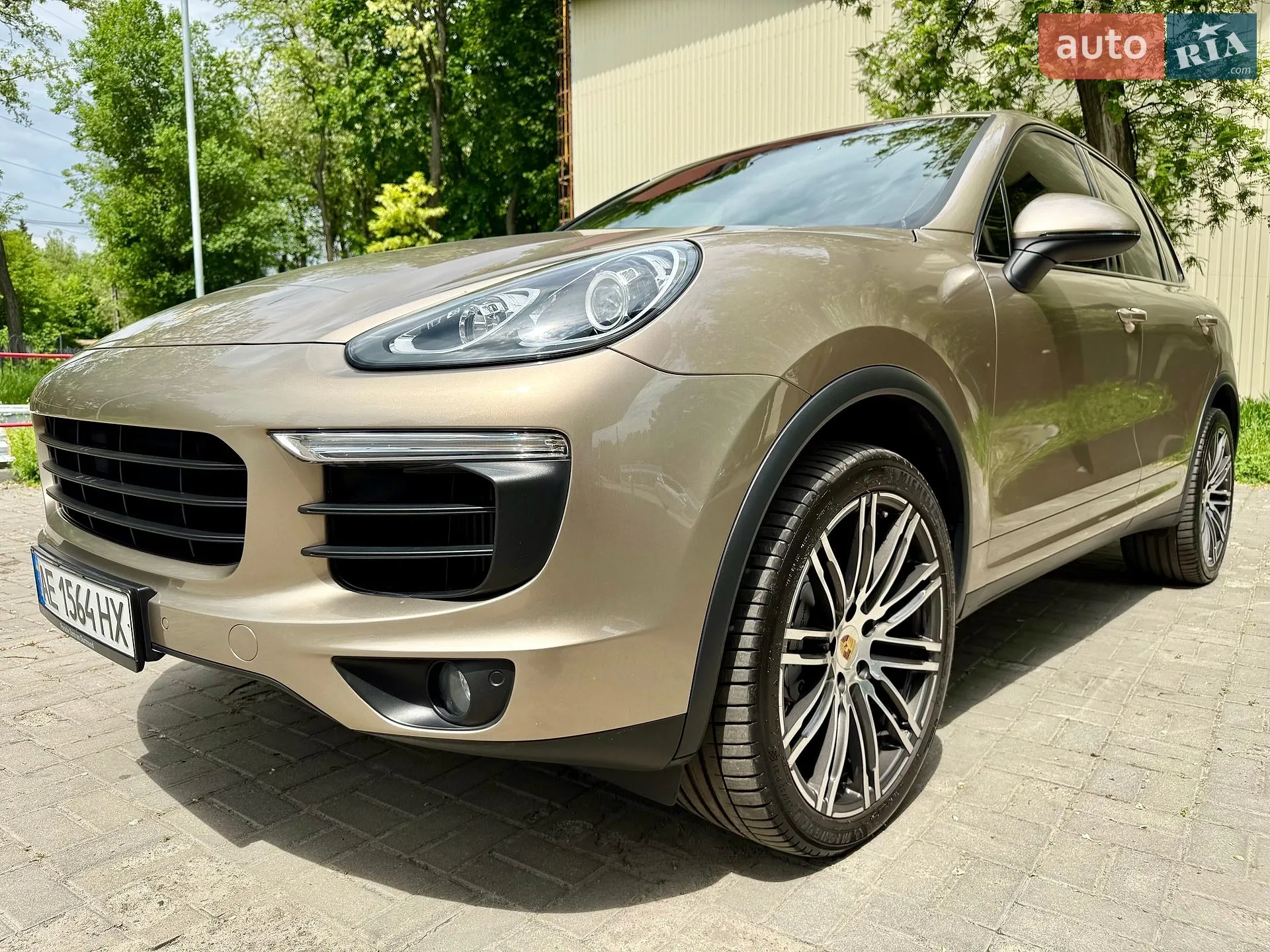 2016 Porsche Cayenne - мініатюра 4
