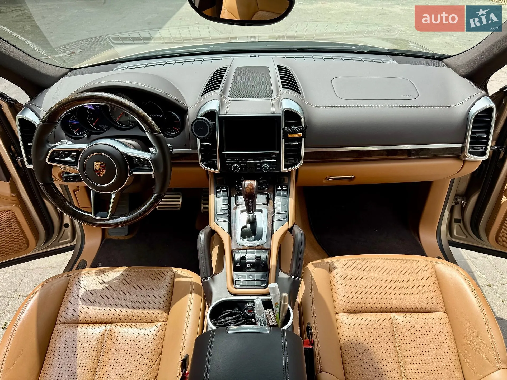 2016 Porsche Cayenne - мініатюра 19
