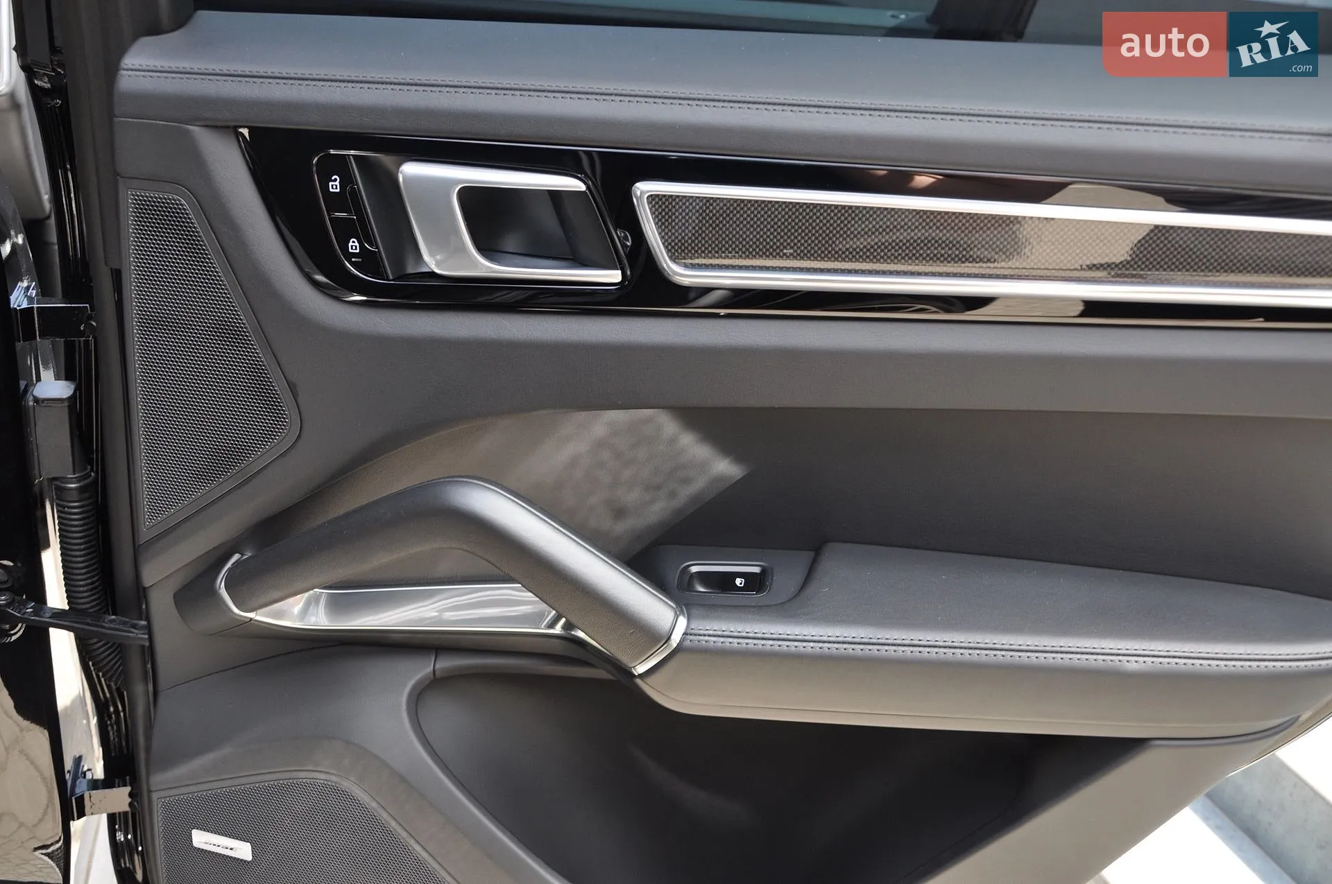 2019 Porsche Cayenne - мініатюра 26
