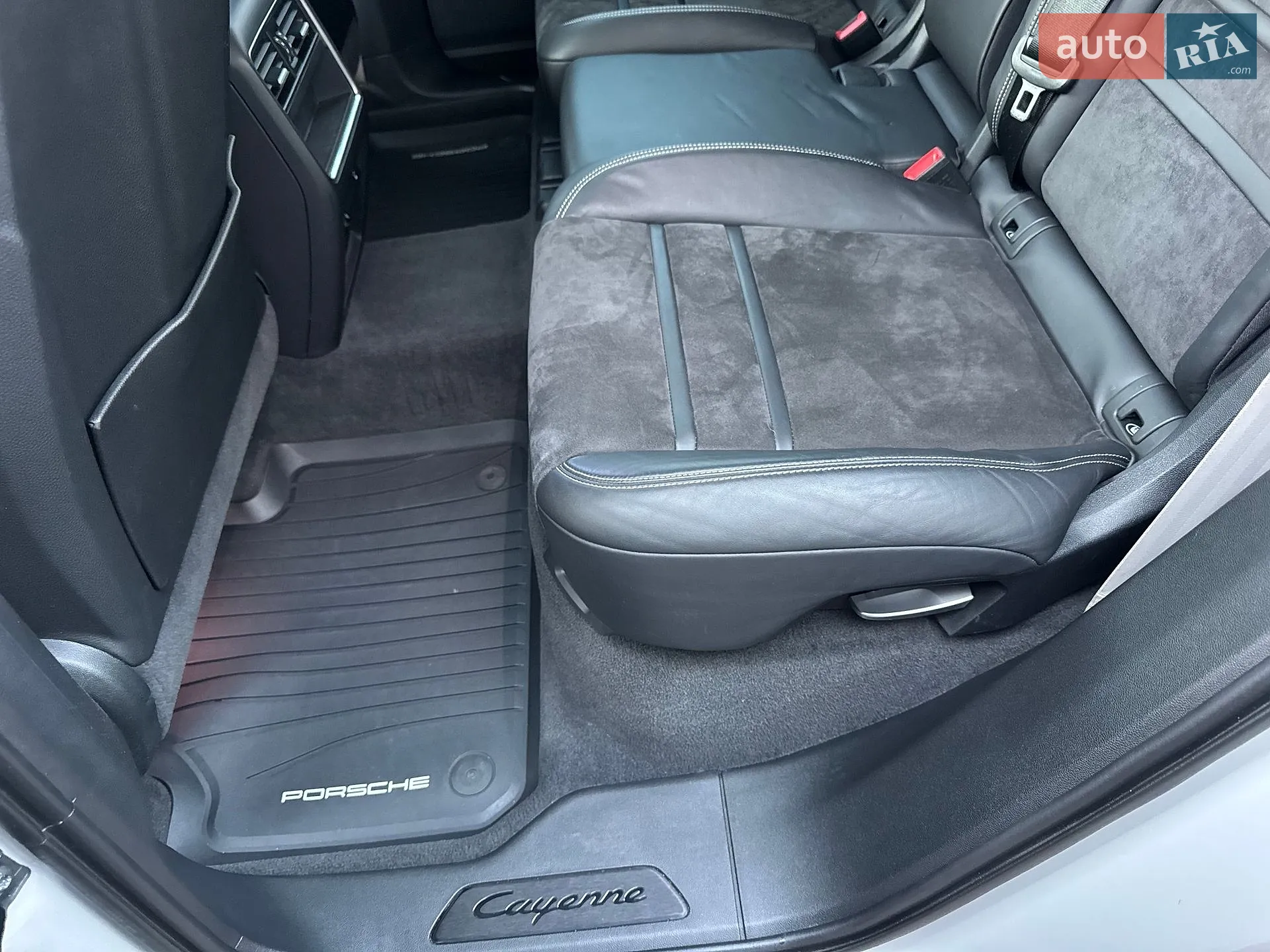 2021 Porsche Cayenne - мініатюра 138
