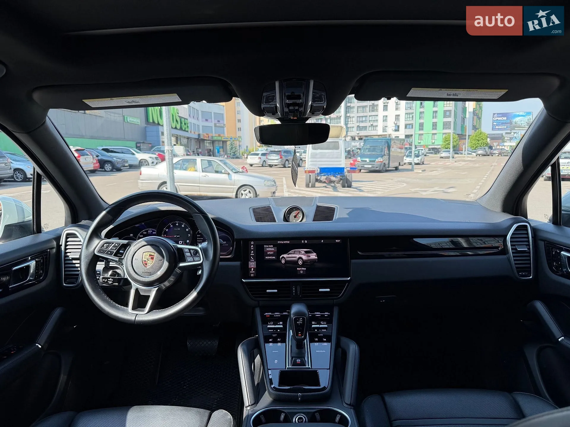 2020 Porsche Cayenne - мініатюра 23