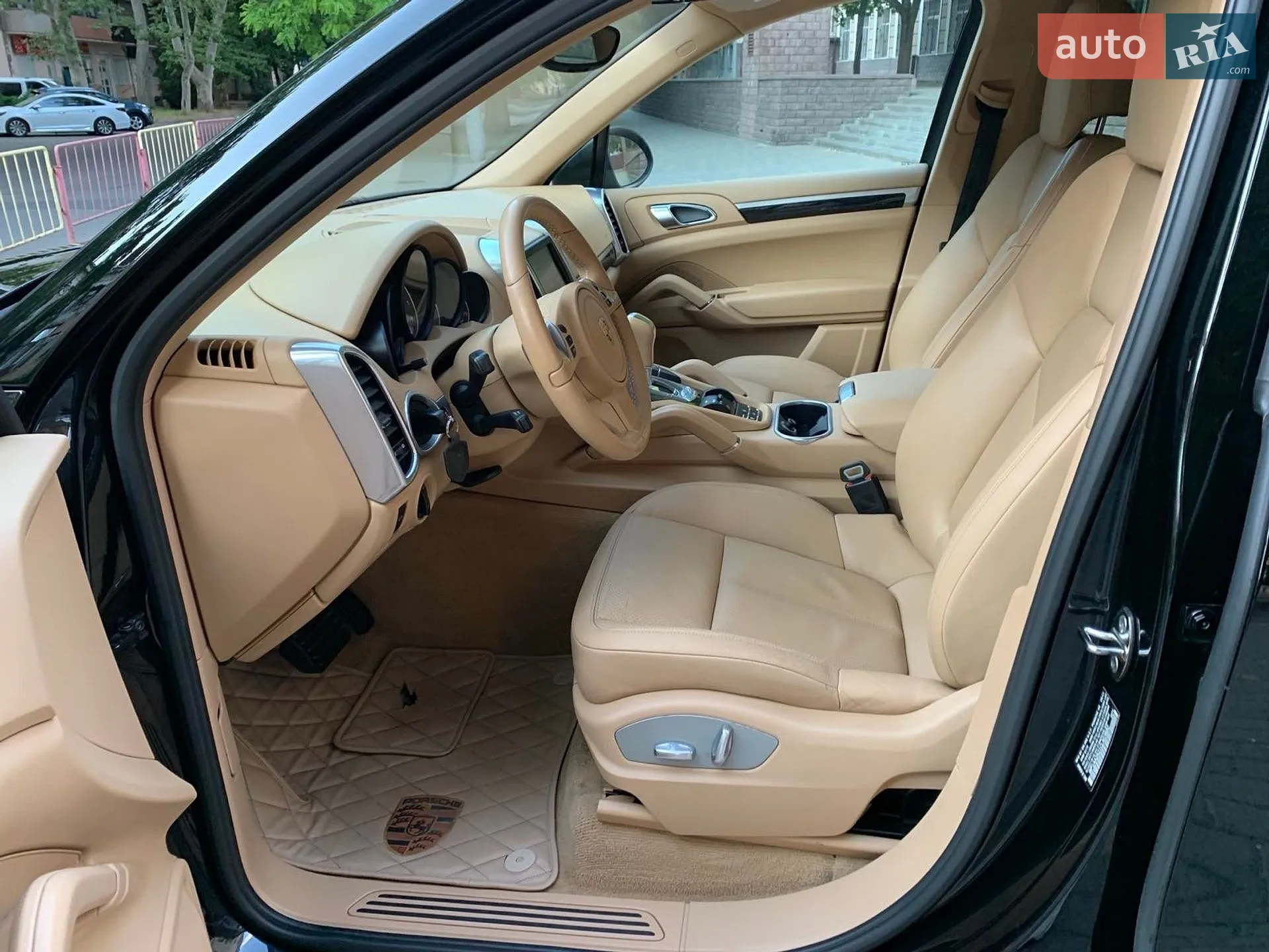 2011 Porsche Cayenne - мініатюра 20