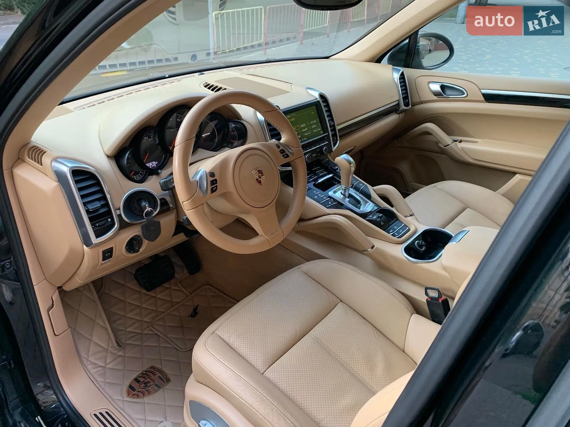 2011 Porsche Cayenne - мініатюра 25