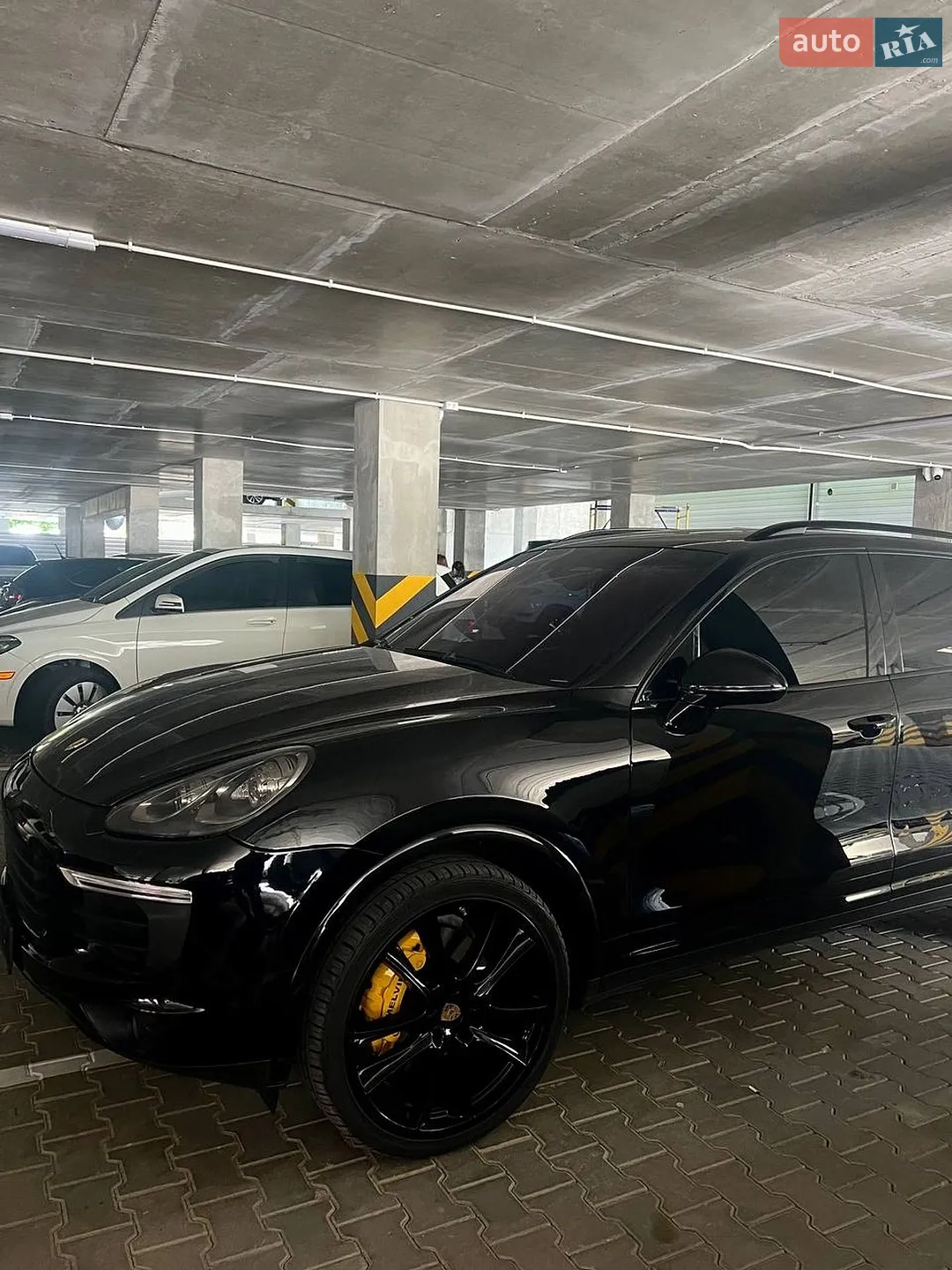 2016 Porsche Cayenne - мініатюра 2