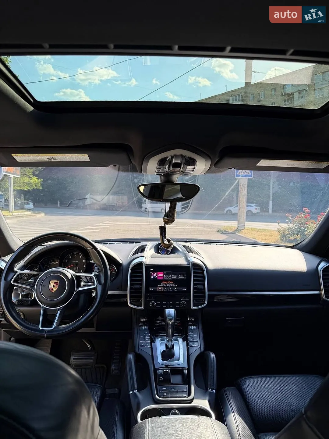 2016 Porsche Cayenne - мініатюра 21