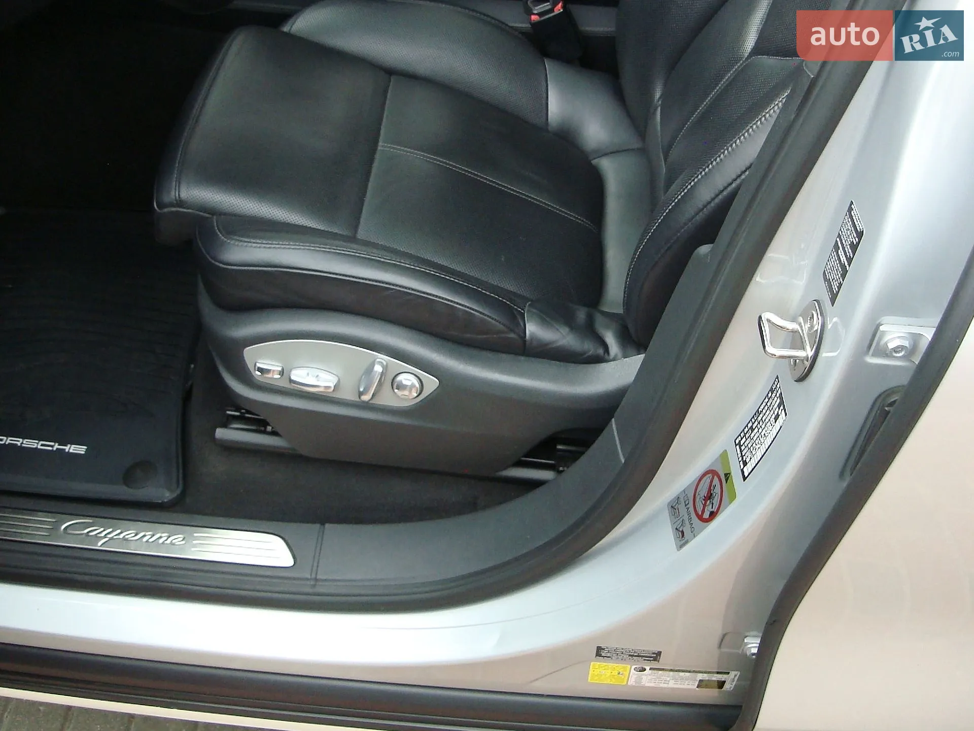 2014 Porsche Cayenne - мініатюра 29