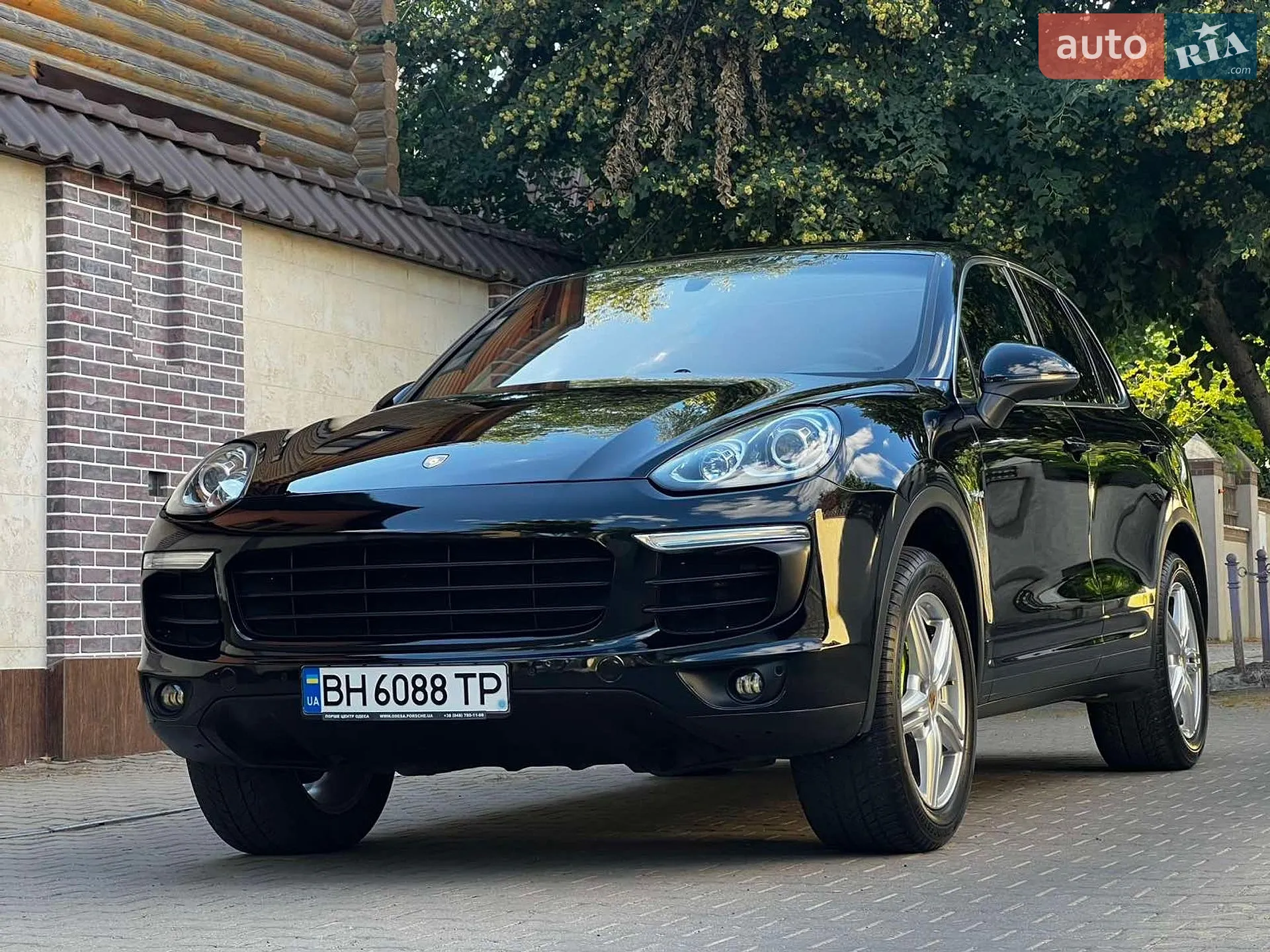 2015 Porsche Cayenne - мініатюра 2