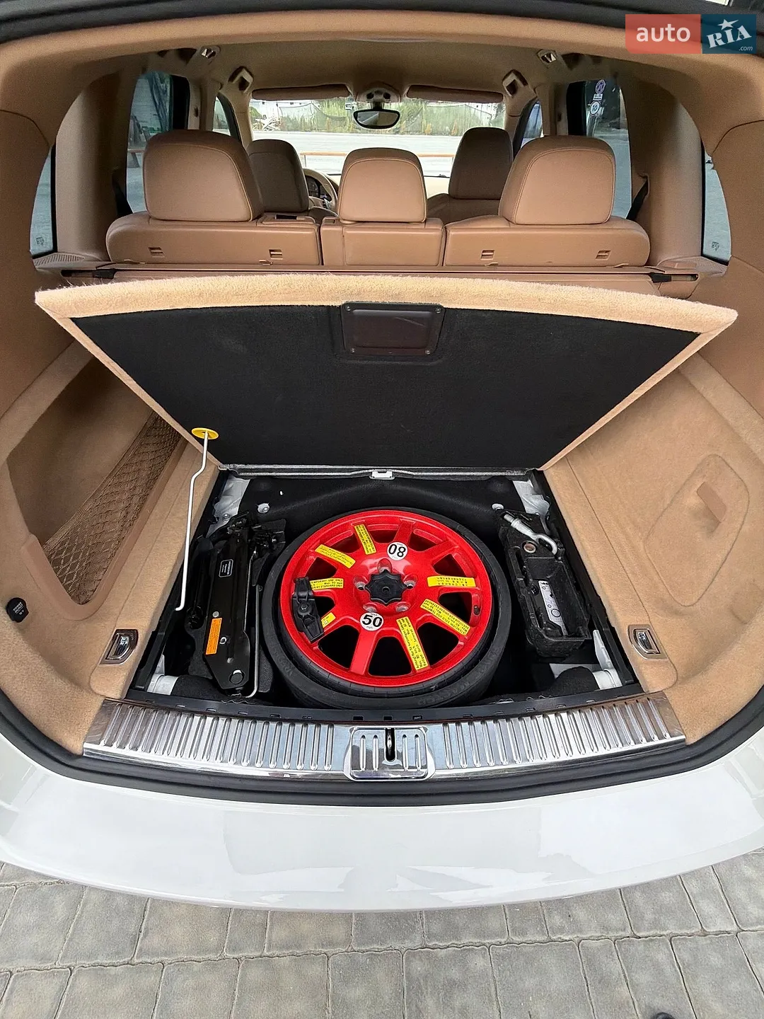 2011 Porsche Cayenne - мініатюра 21
