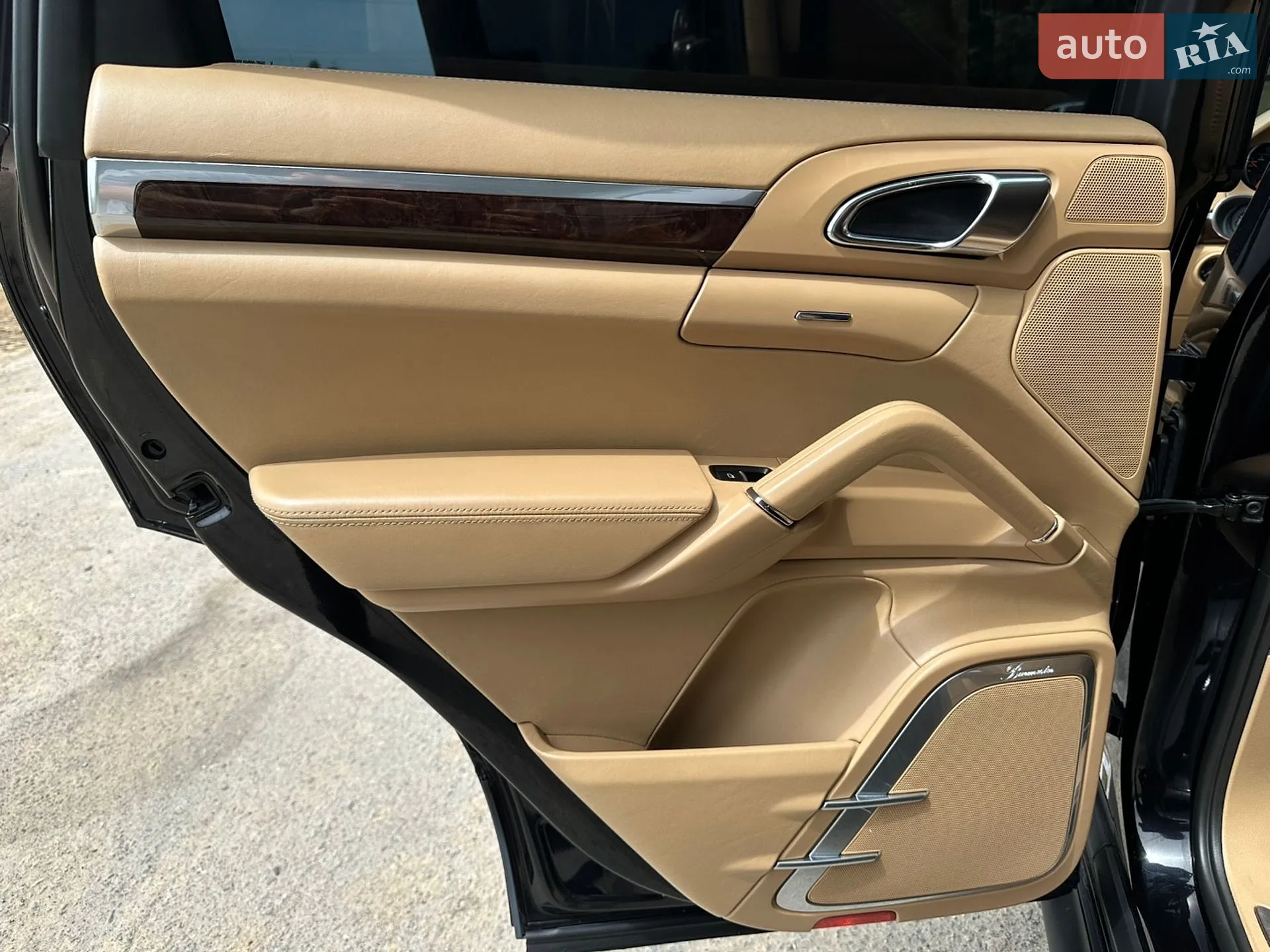2010 Porsche Cayenne - мініатюра 14