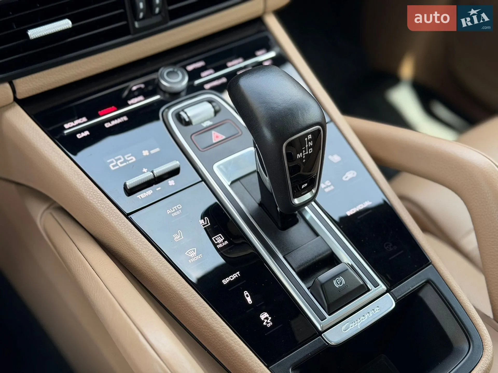 2019 Porsche Cayenne - мініатюра 27