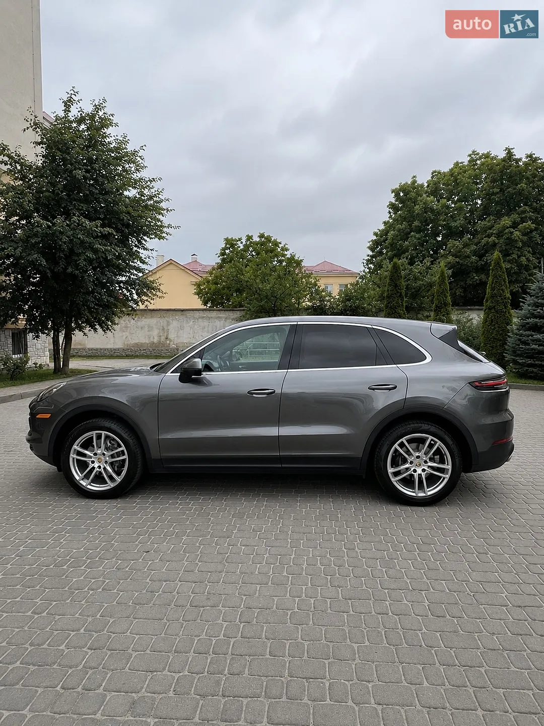 2020 Porsche Cayenne - мініатюра 5