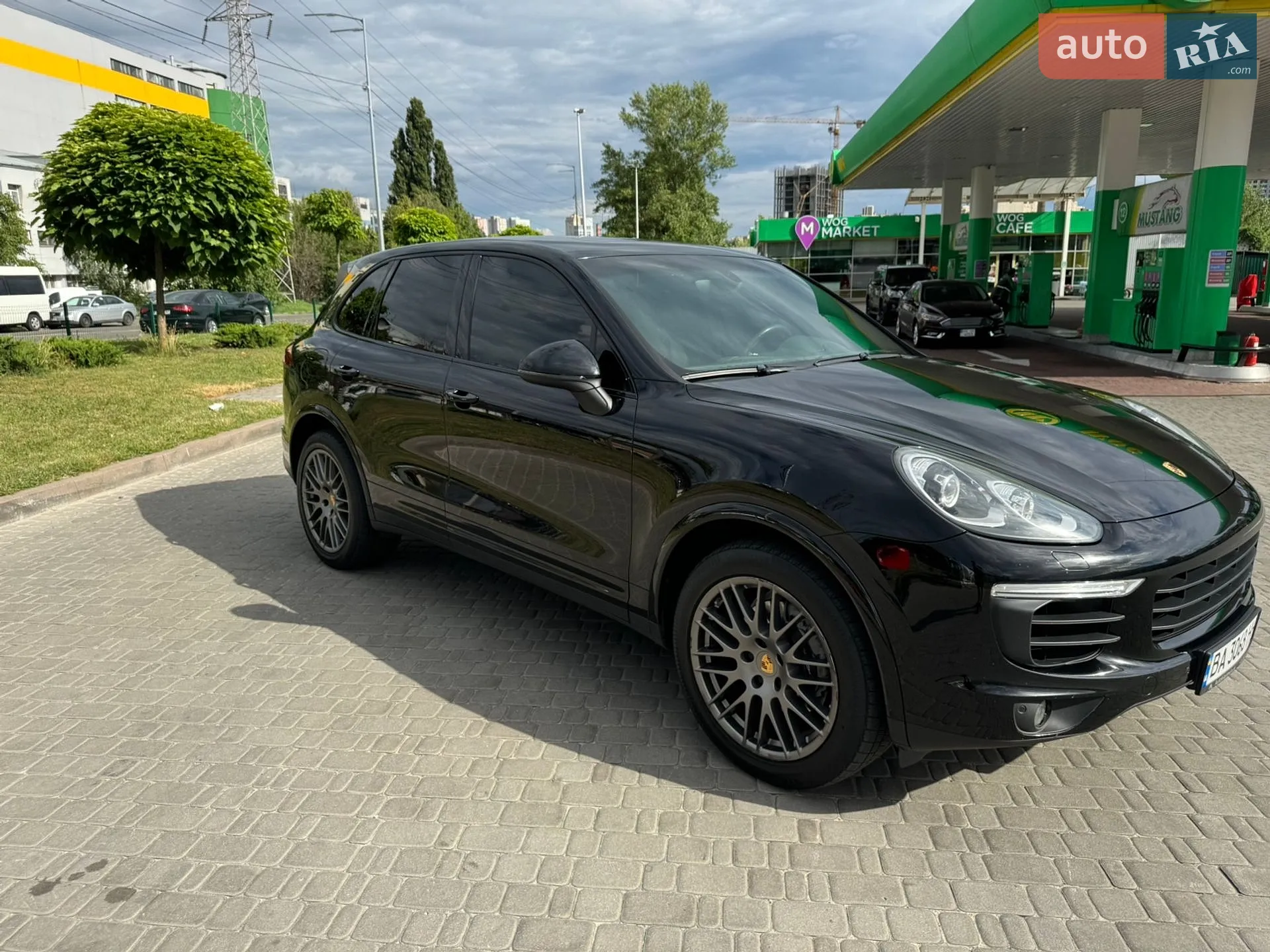 2016 Porsche Cayenne - мініатюра 4