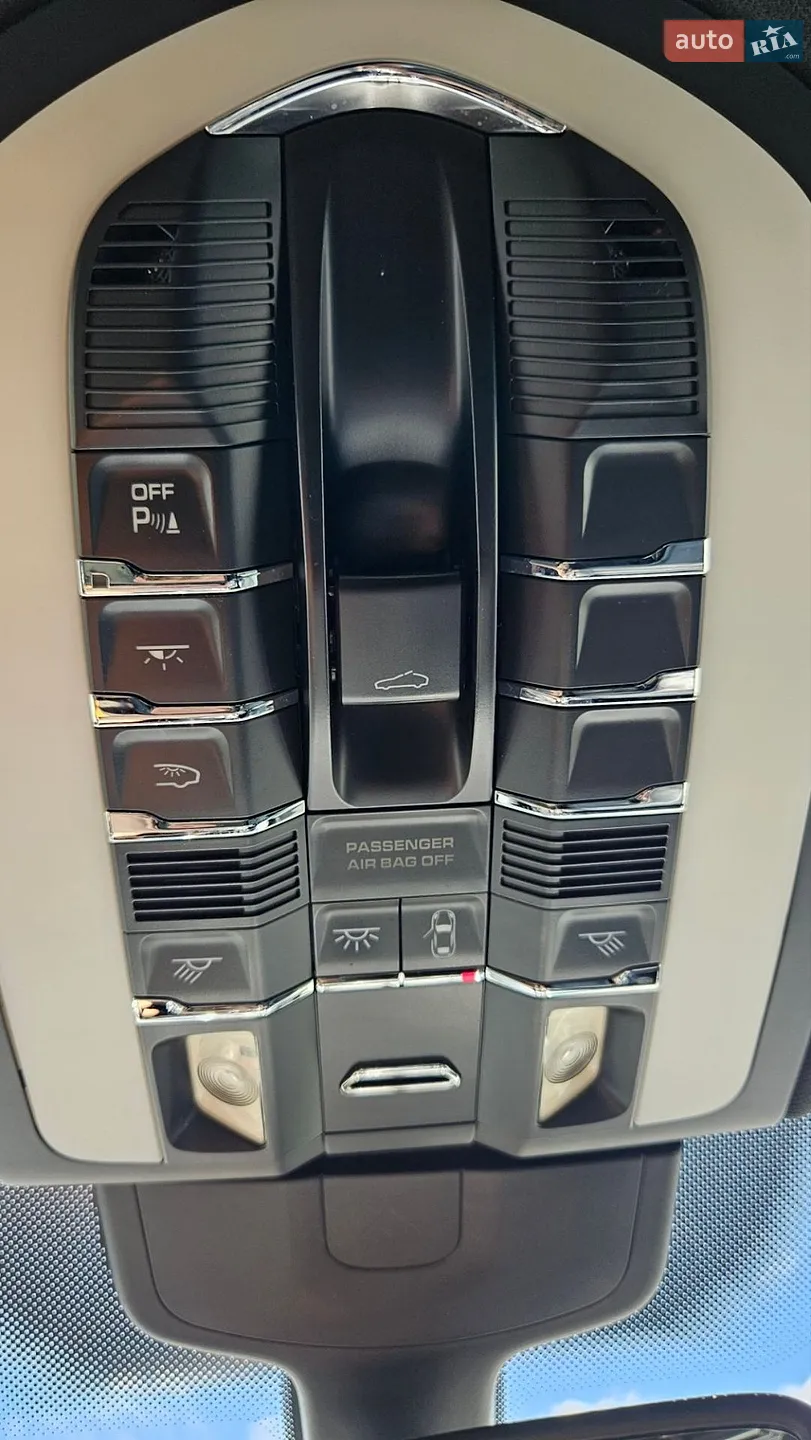 2011 Porsche Cayenne - мініатюра 13